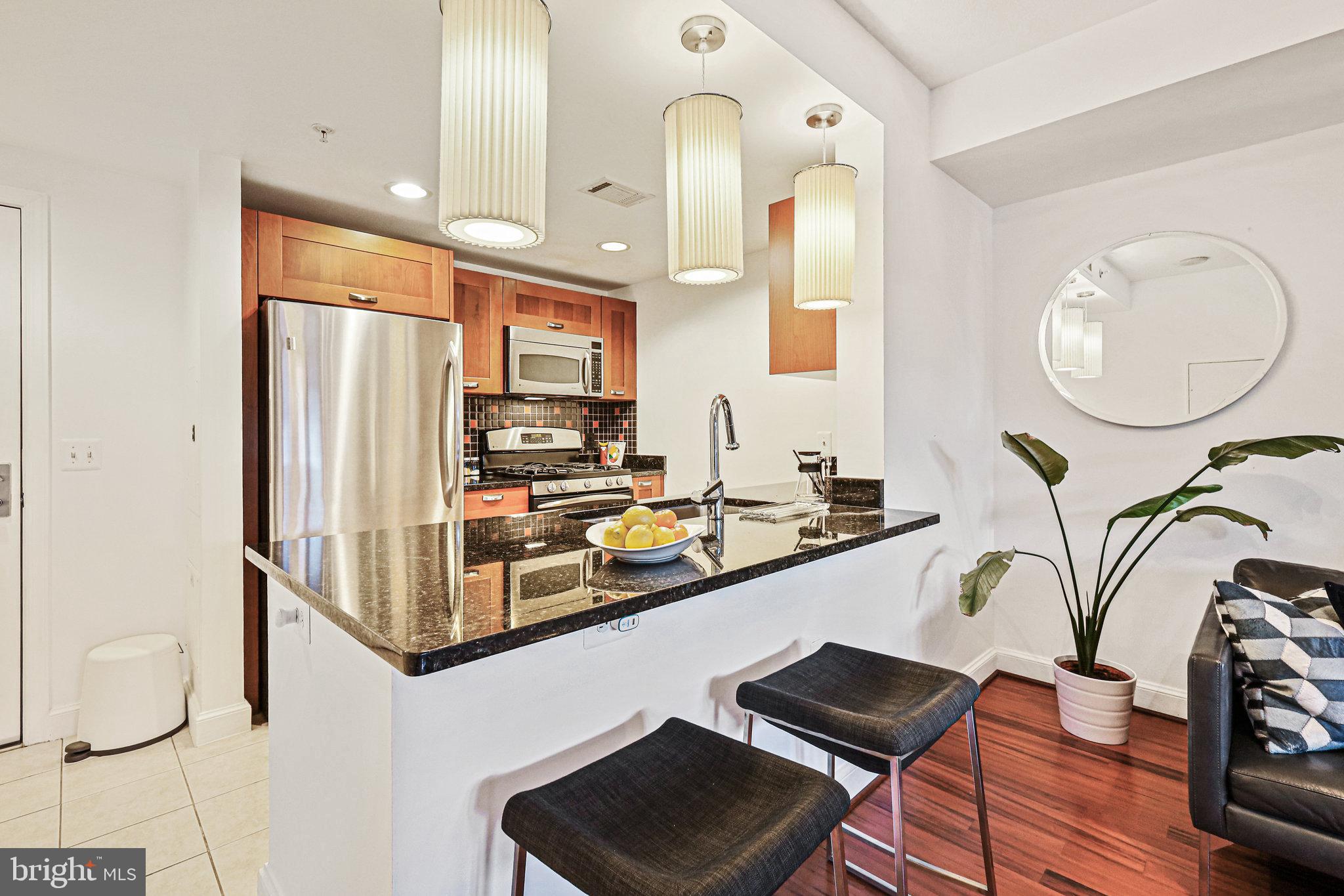 2451 MIDTOWN AVENUE 723
