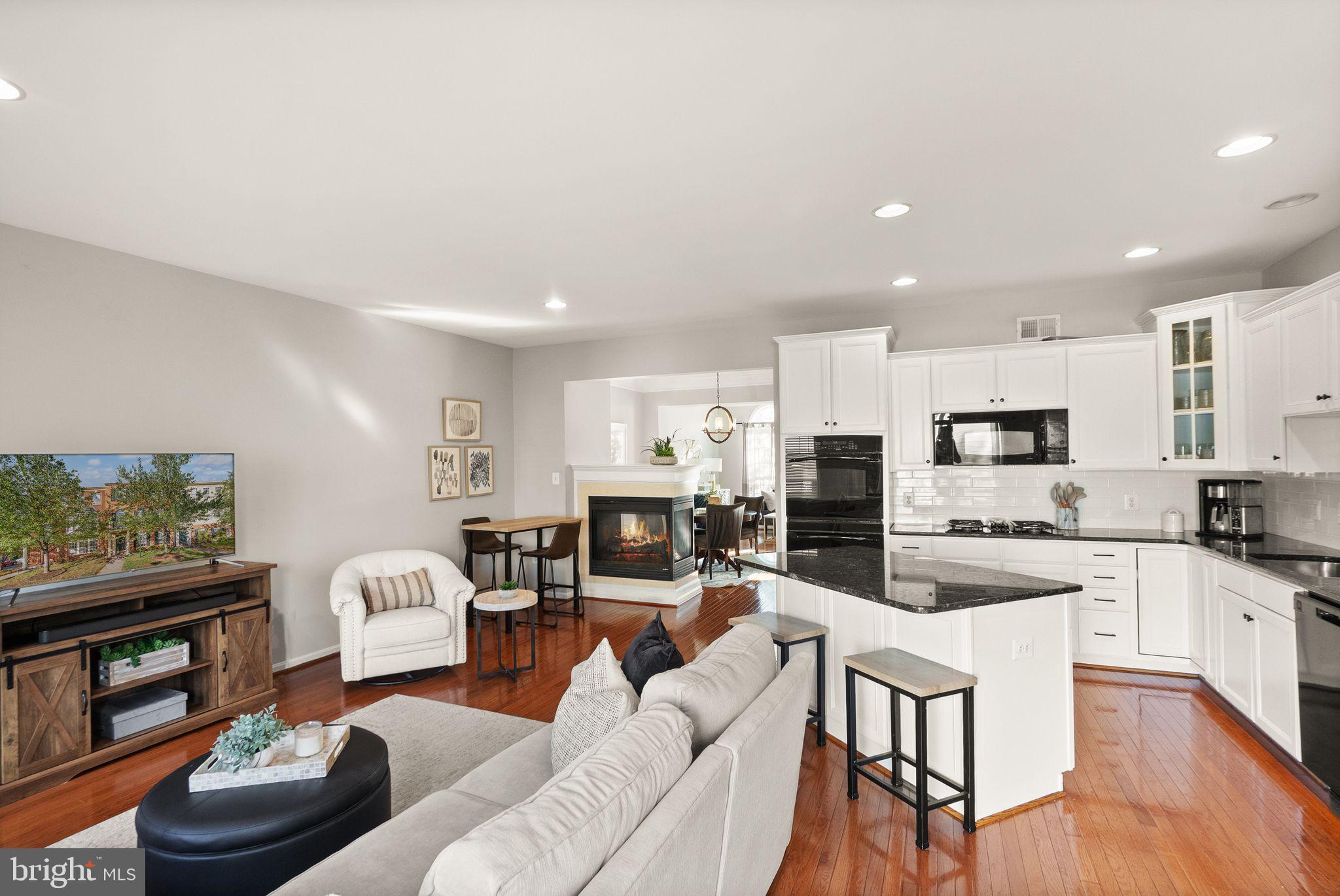 ASHBROOK VILLAGE - Residential Lease