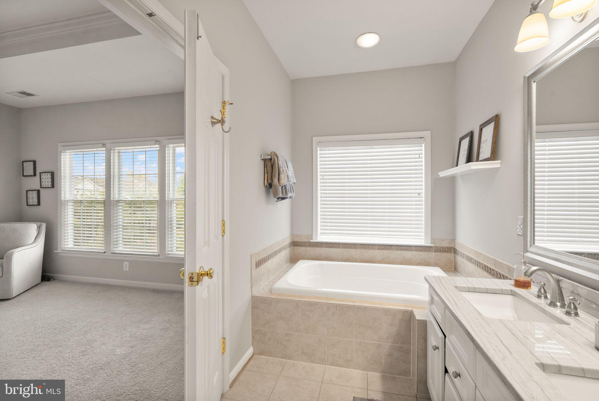 ASHBROOK VILLAGE - Residential Lease