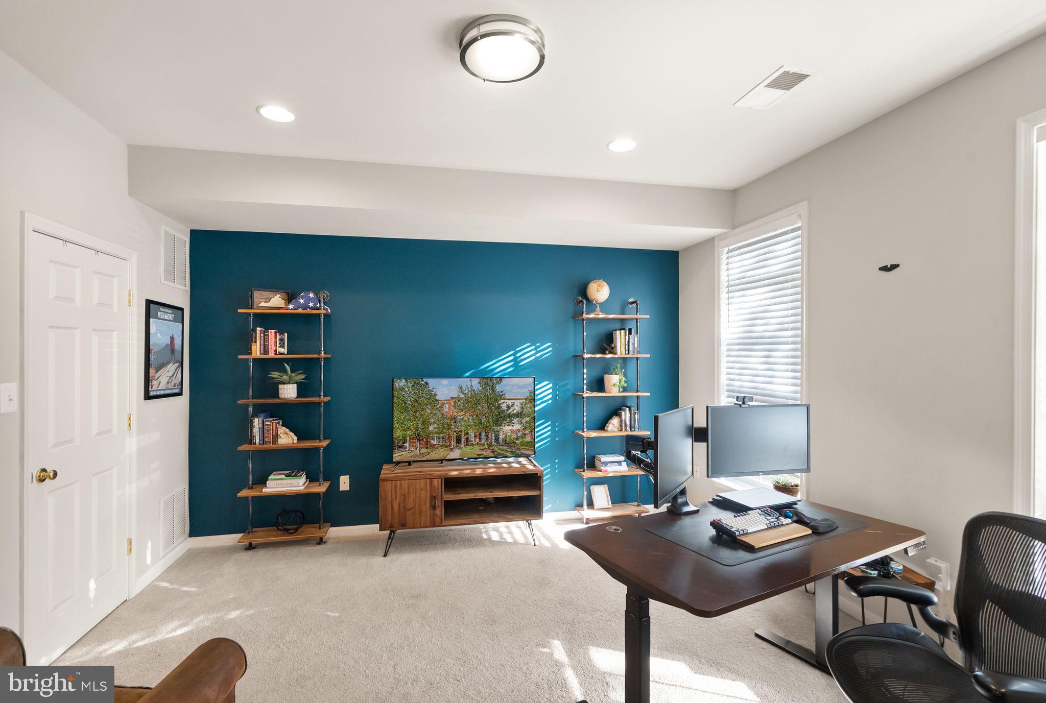 ASHBROOK VILLAGE - Residential Lease