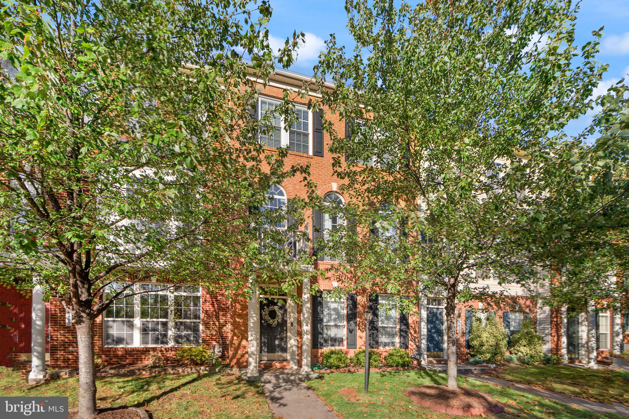 Welcome to 44292 Pawnee Ter in Ashburn! This spacious 4-bedroom, 2 full/2 half bath townhome is one of the largest in the community, offering plenty of room to live, work, and relax.
The entry level features a flexible bedroom or home office with its own half bath and extra storage—perfect for today’s lifestyle. The open main level is bright and welcoming, with hardwood floors, a dining and living area anchored by a cozy double-sided fireplace, and a renovated kitchen with granite counters, upgraded cabinetry, double ovens, and a large island overlooking the family room. Just off the kitchen, the expansive deck is being freshly stained before move-in—ideal for grilling, entertaining, or unwinding at the end of the day.
Upstairs, the primary suite offers a walk-in closet and spa-like bath, joined by two additional bedrooms, a full bath, and laundry for added convenience. The home also includes garage access and plenty of storage.
With community pools, trails, and playgrounds nearby—plus quick access to Route 7, One Loudoun, and Ashbrook Commons—you’ll enjoy both comfort at home and convenience around town.
A rare rental opportunity in Ashburn—spacious, updated, and move-in ready!