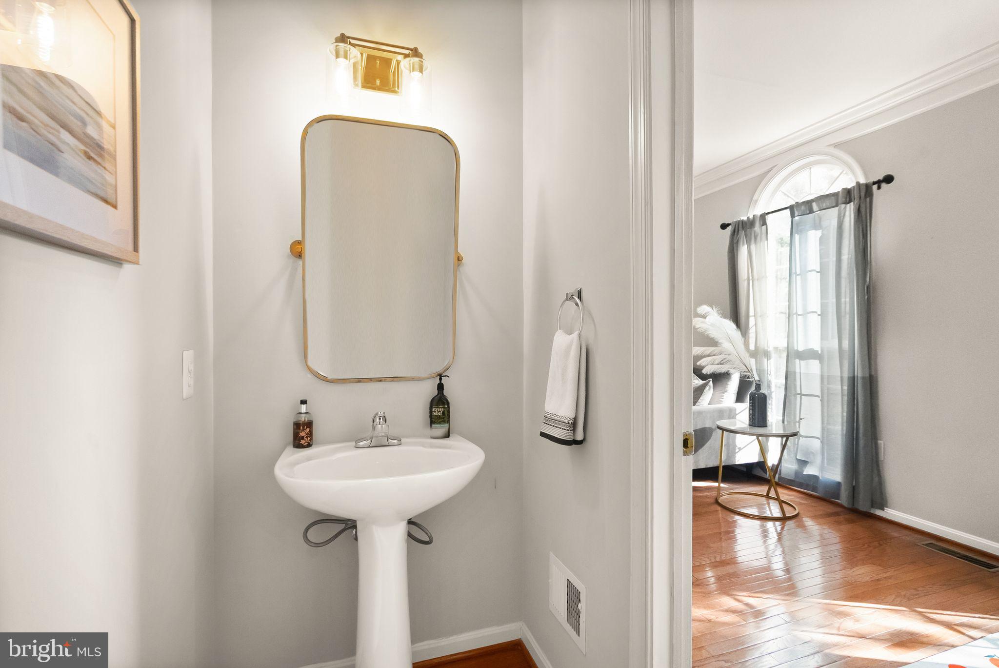 ASHBROOK VILLAGE - Residential Lease