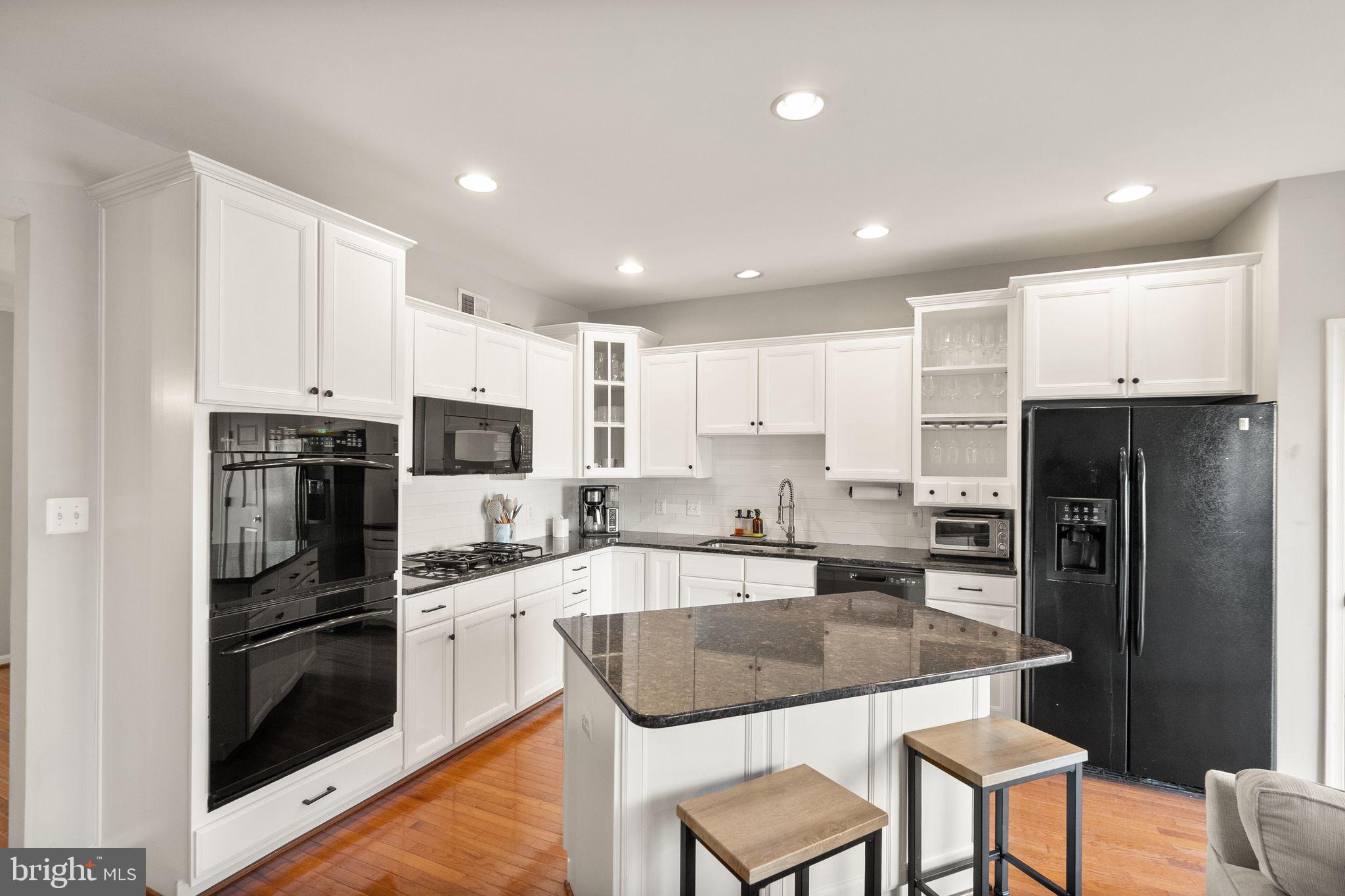 ASHBROOK VILLAGE - Residential Lease