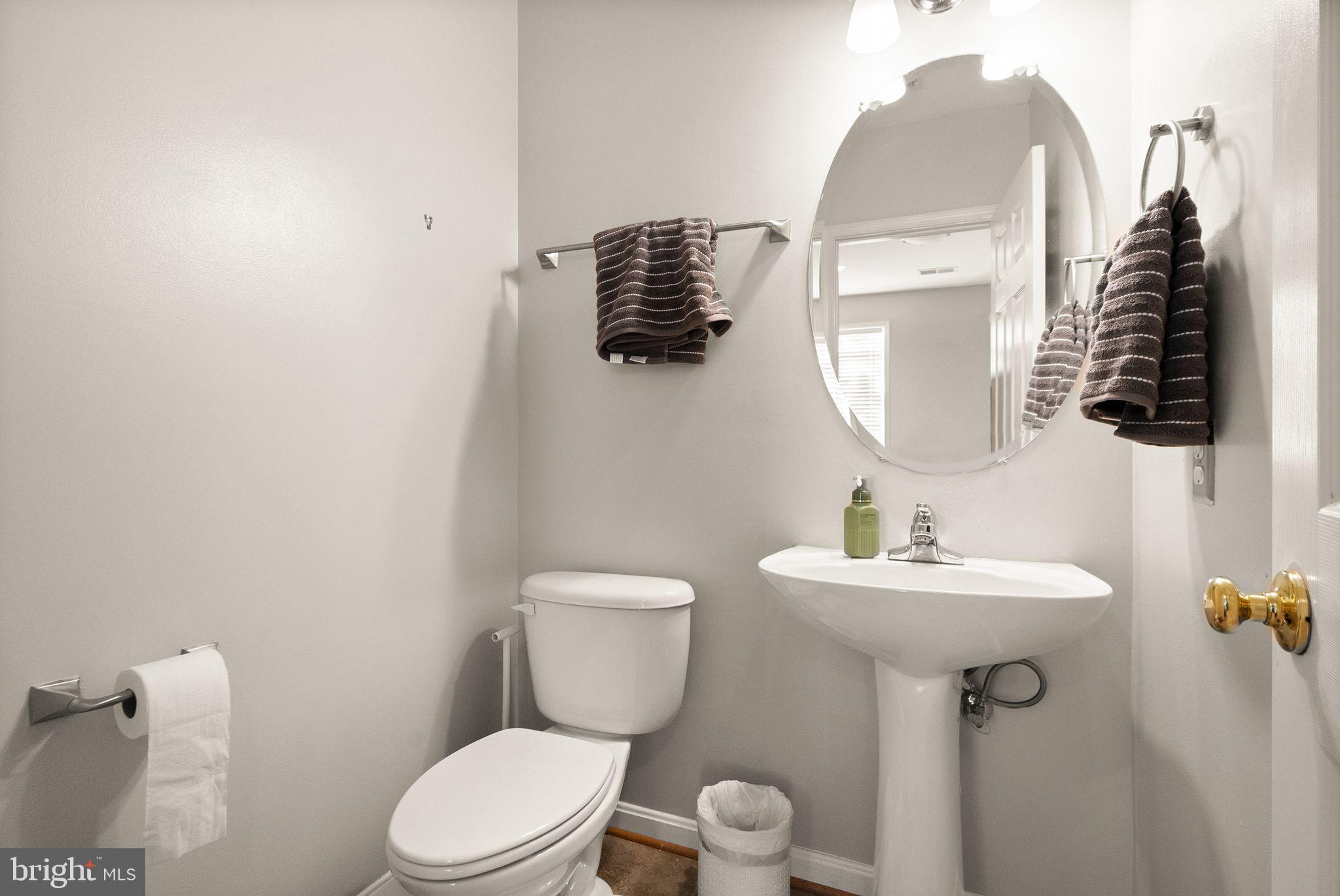 ASHBROOK VILLAGE - Residential Lease