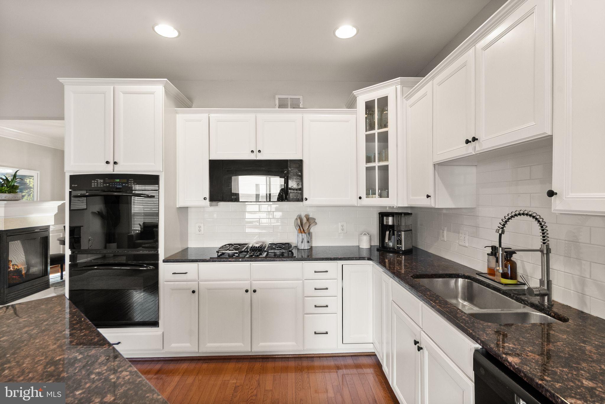 ASHBROOK VILLAGE - Residential Lease