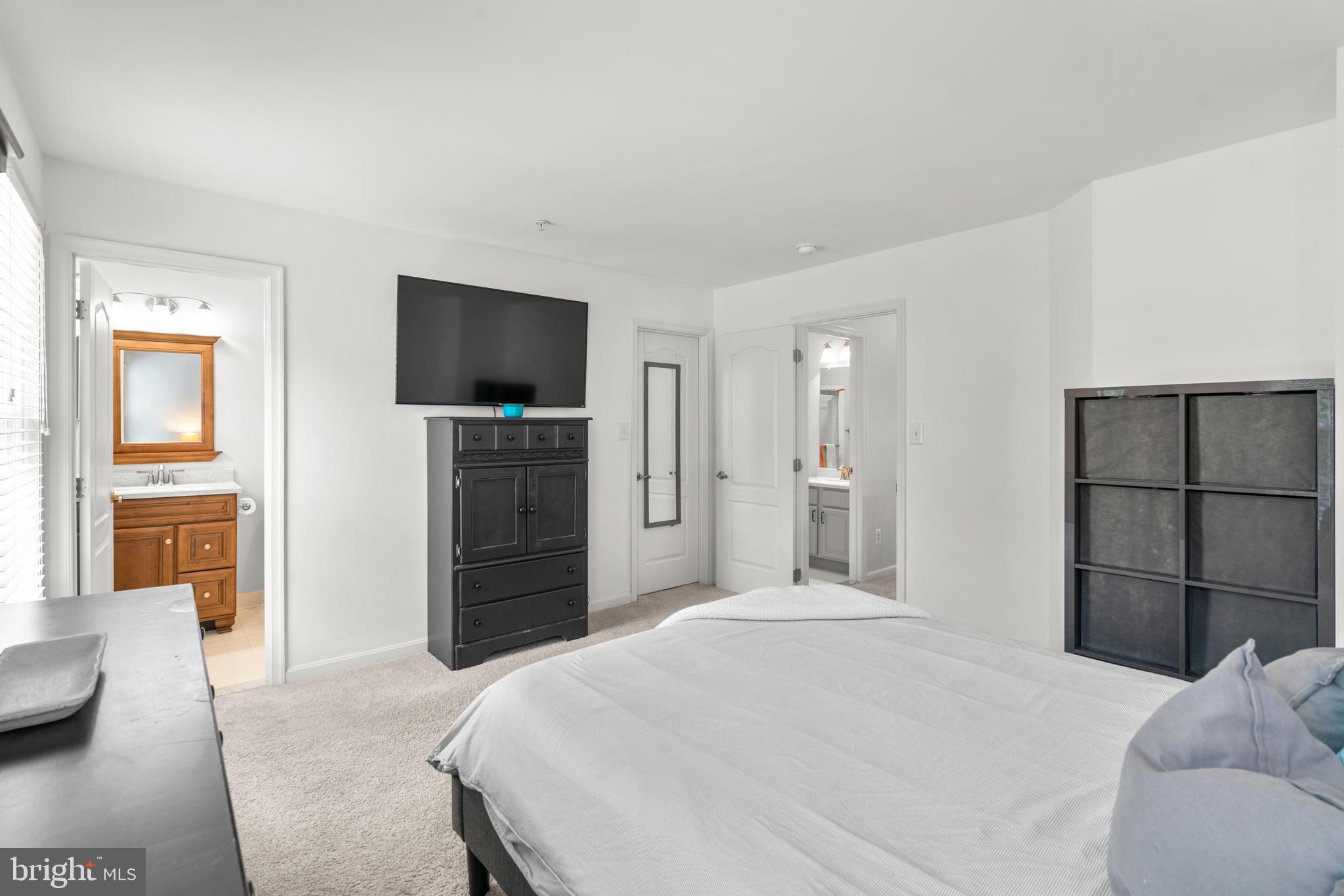 MONMOUTH MEADOWS - Residential