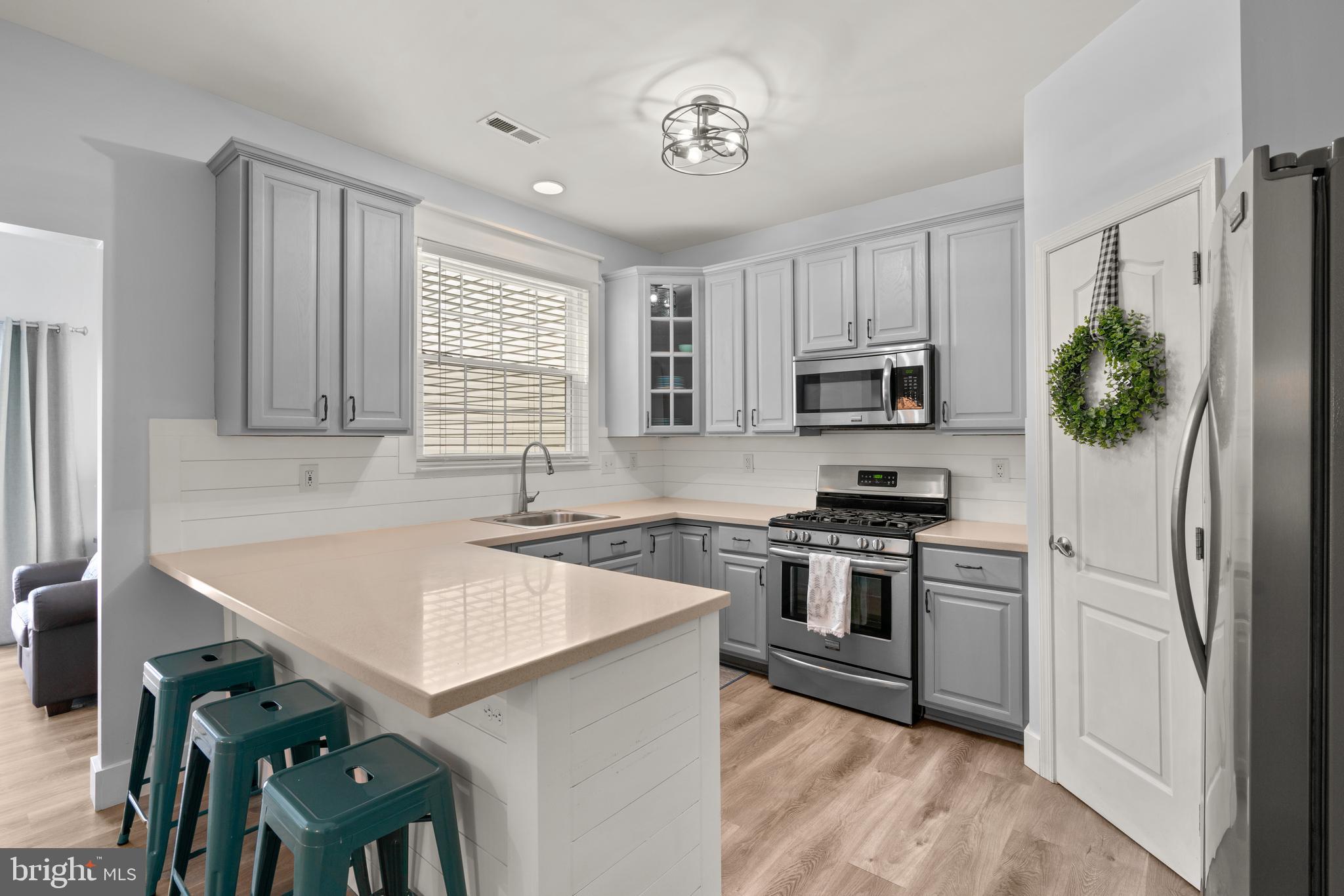 MONMOUTH MEADOWS - Residential