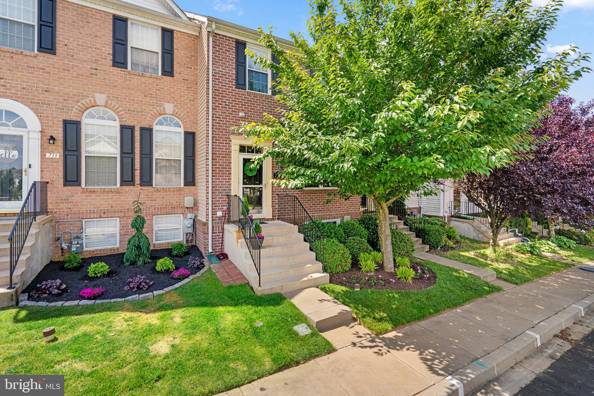 MONMOUTH MEADOWS - Residential