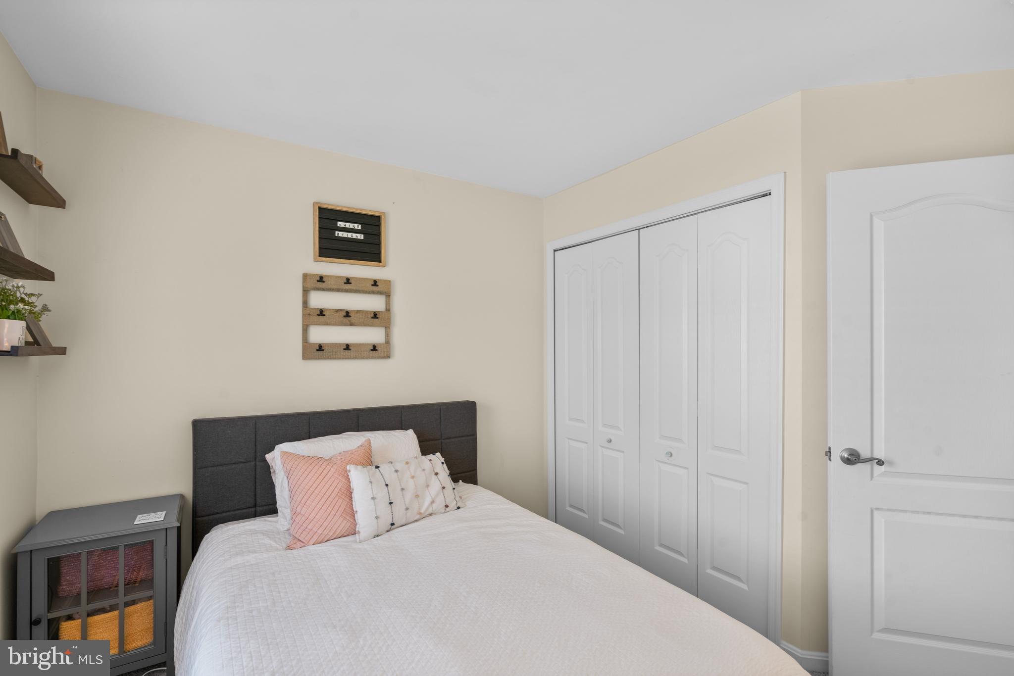 MONMOUTH MEADOWS - Residential