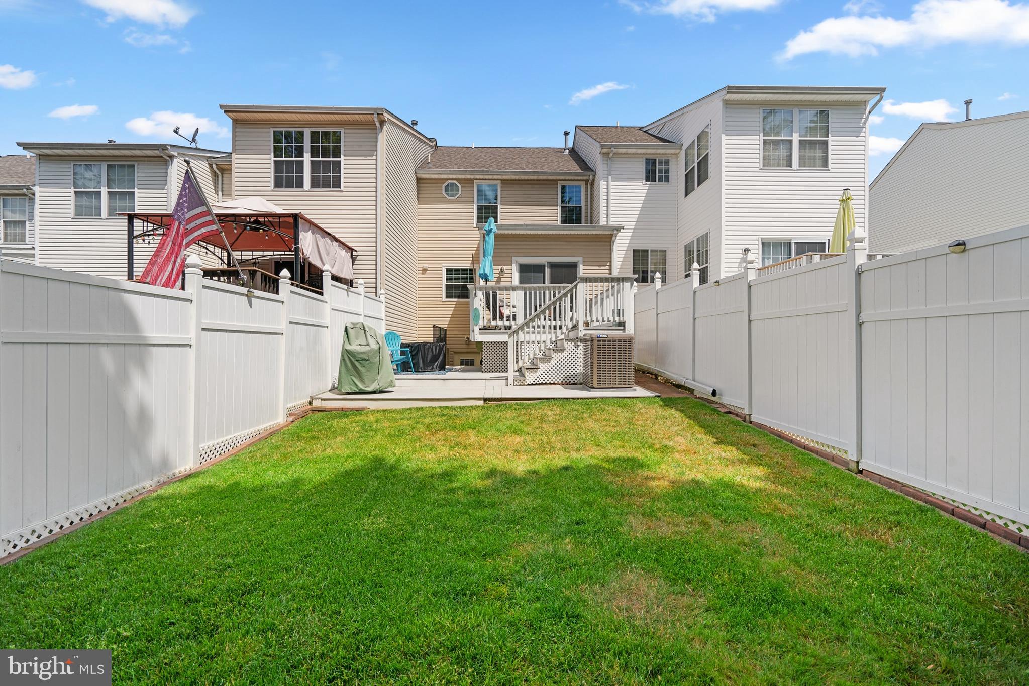 MONMOUTH MEADOWS - Residential