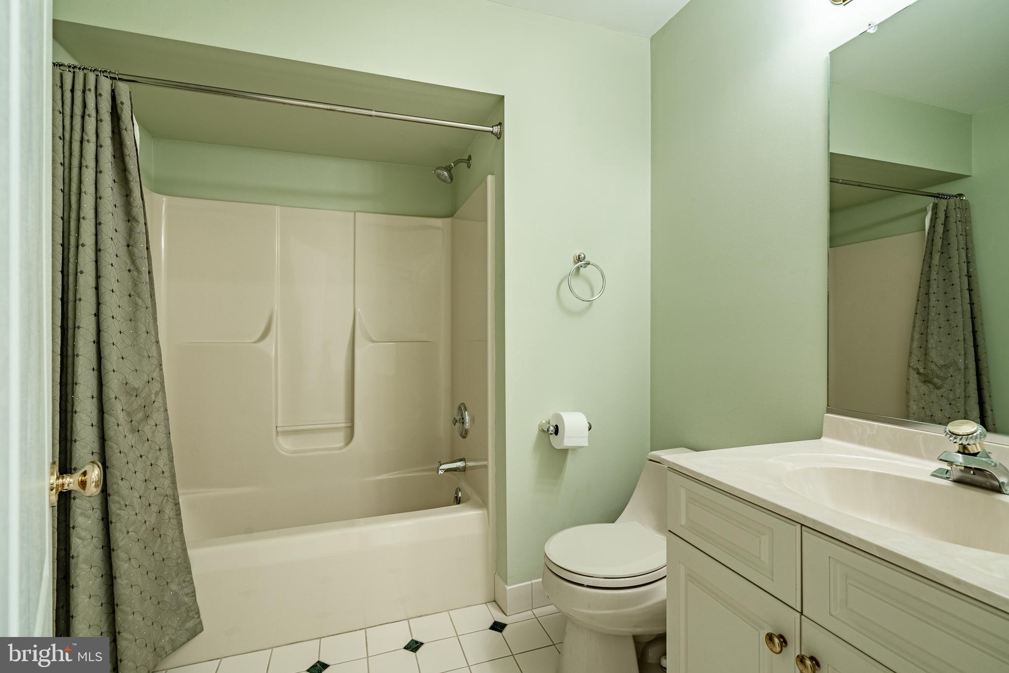 CROSS CREEK - Residential