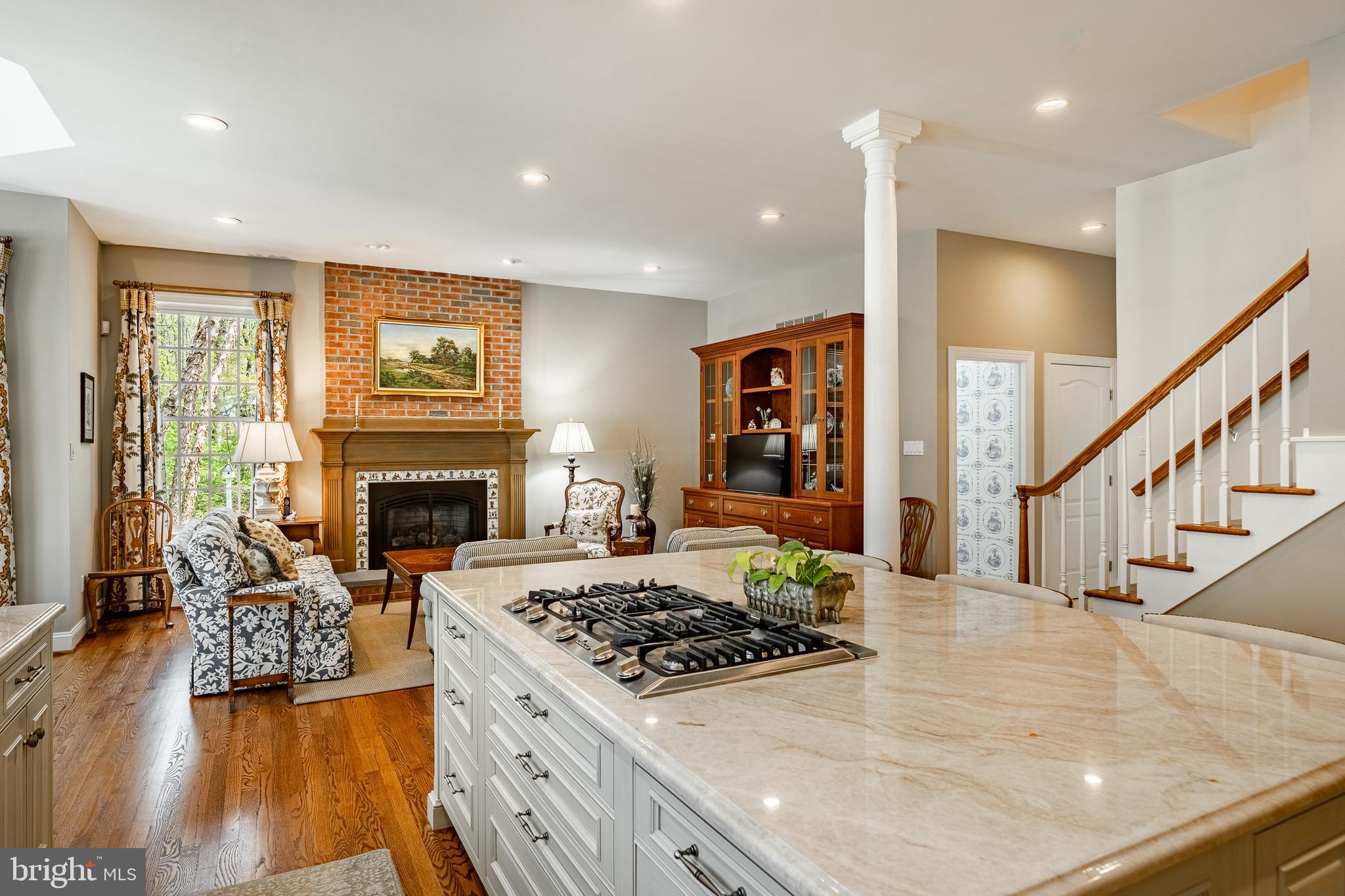 CROSS CREEK - Residential