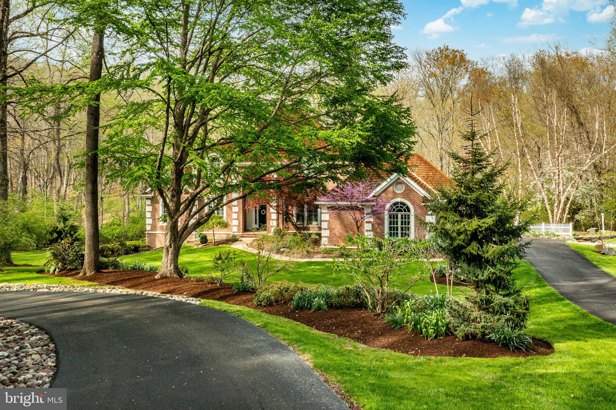 CROSS CREEK - Residential