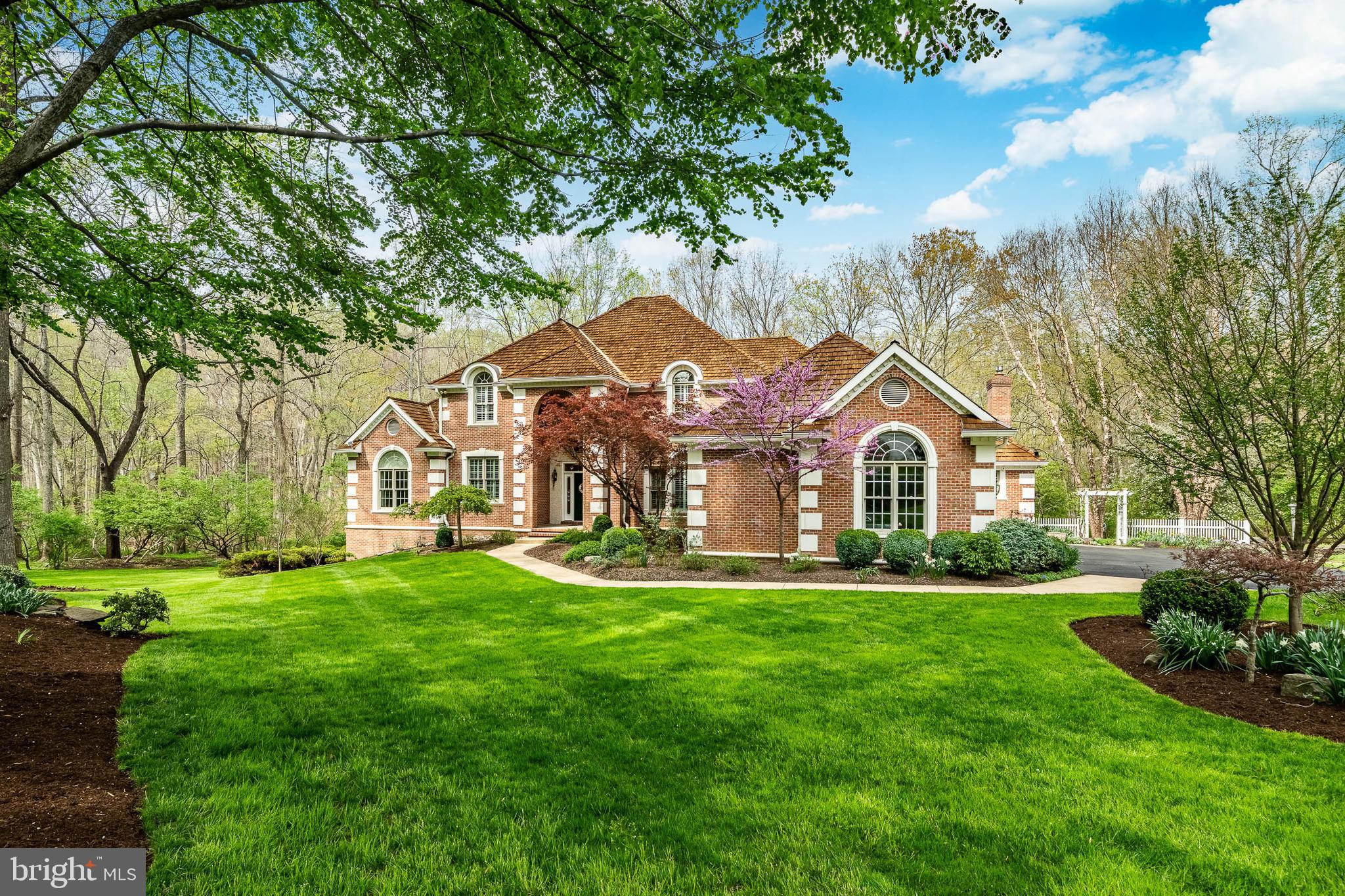 CROSS CREEK - Residential