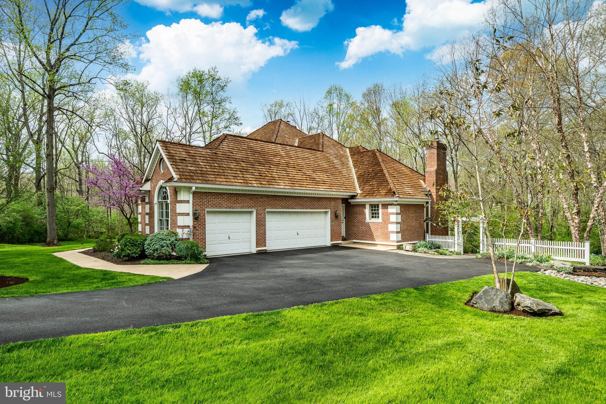 CROSS CREEK - Residential