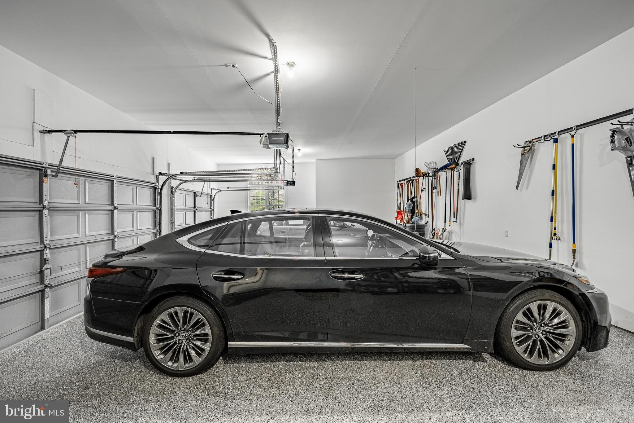 CROSS CREEK - Residential