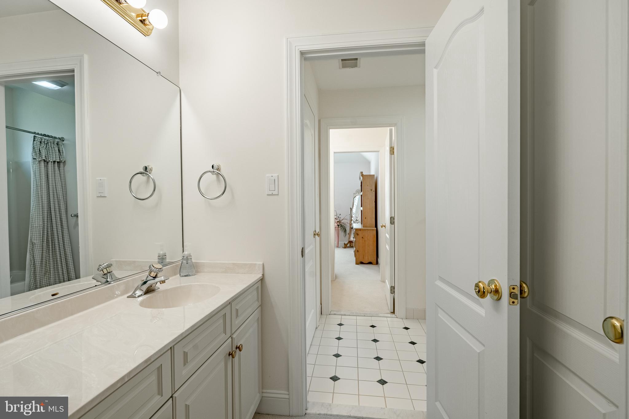 CROSS CREEK - Residential