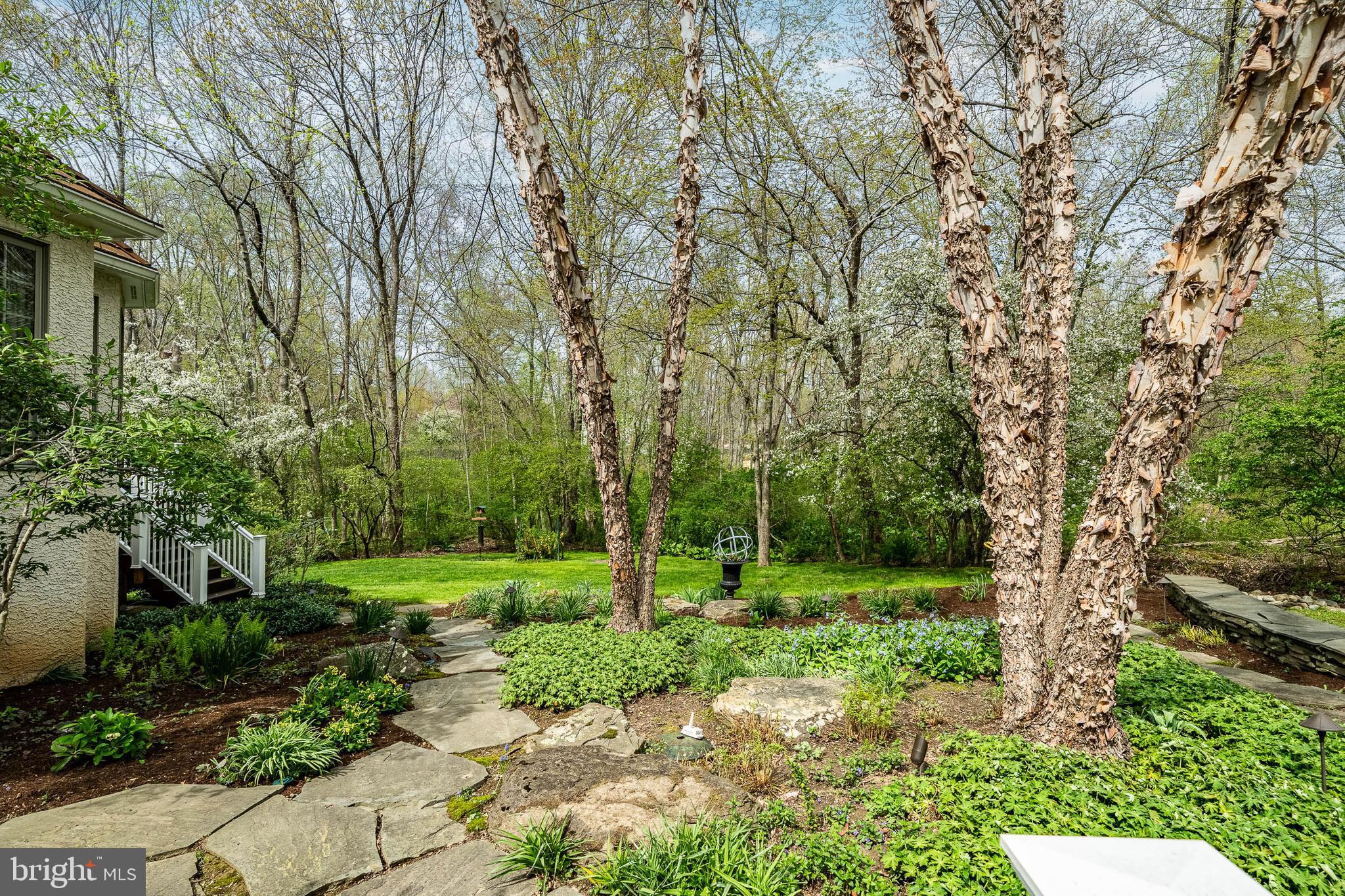 CROSS CREEK - Residential