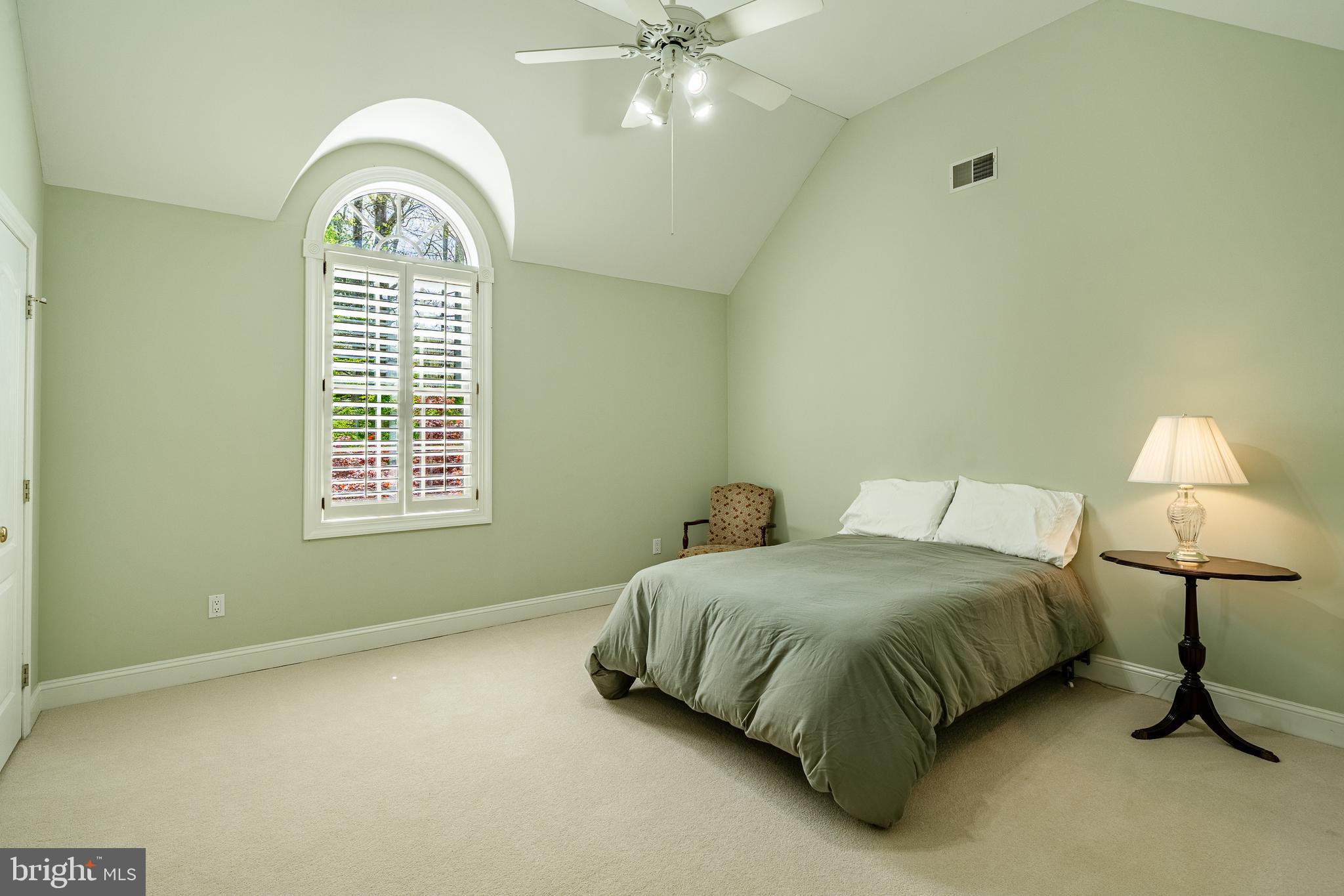 CROSS CREEK - Residential