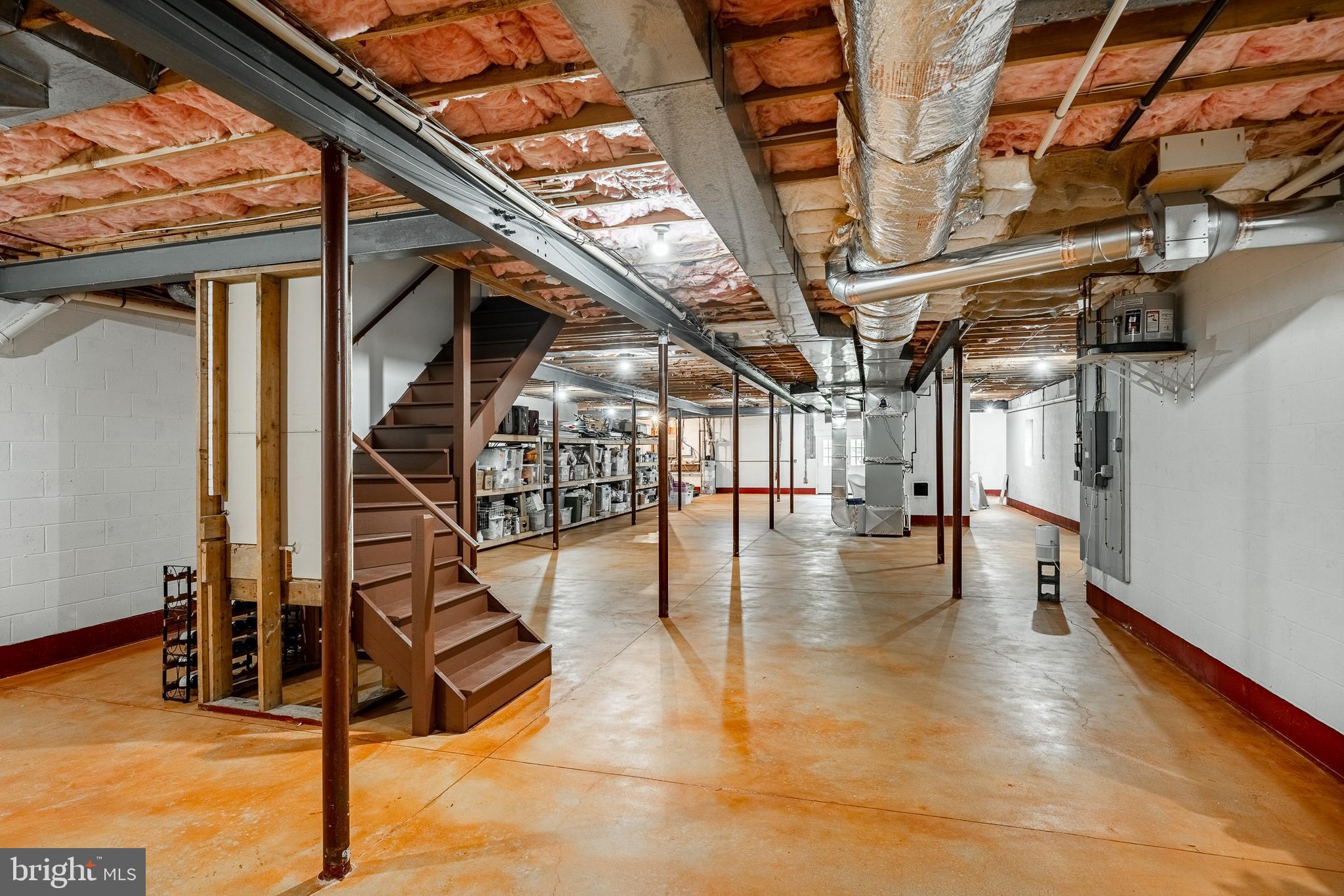 CROSS CREEK - Residential