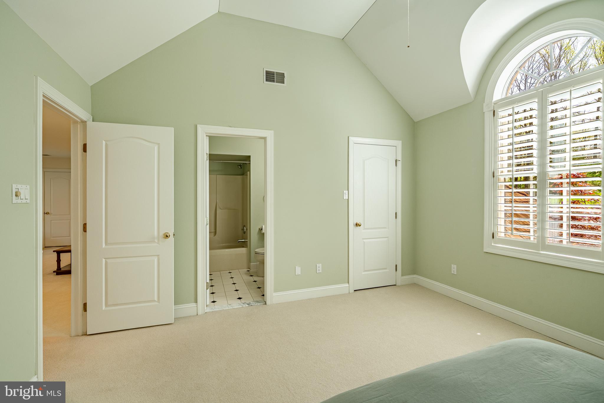 CROSS CREEK - Residential