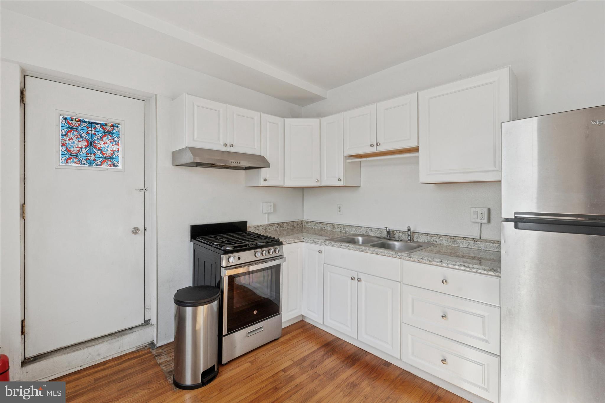 PASSYUNK SQUARE - Residential Lease