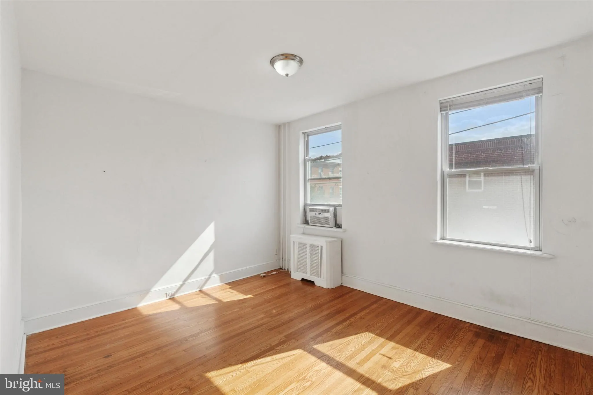 Philadelphia, Pennsylvania 19148, United States, 2 Bedrooms Bedrooms, ,1 BathroomBathrooms,Residential,Active,216364