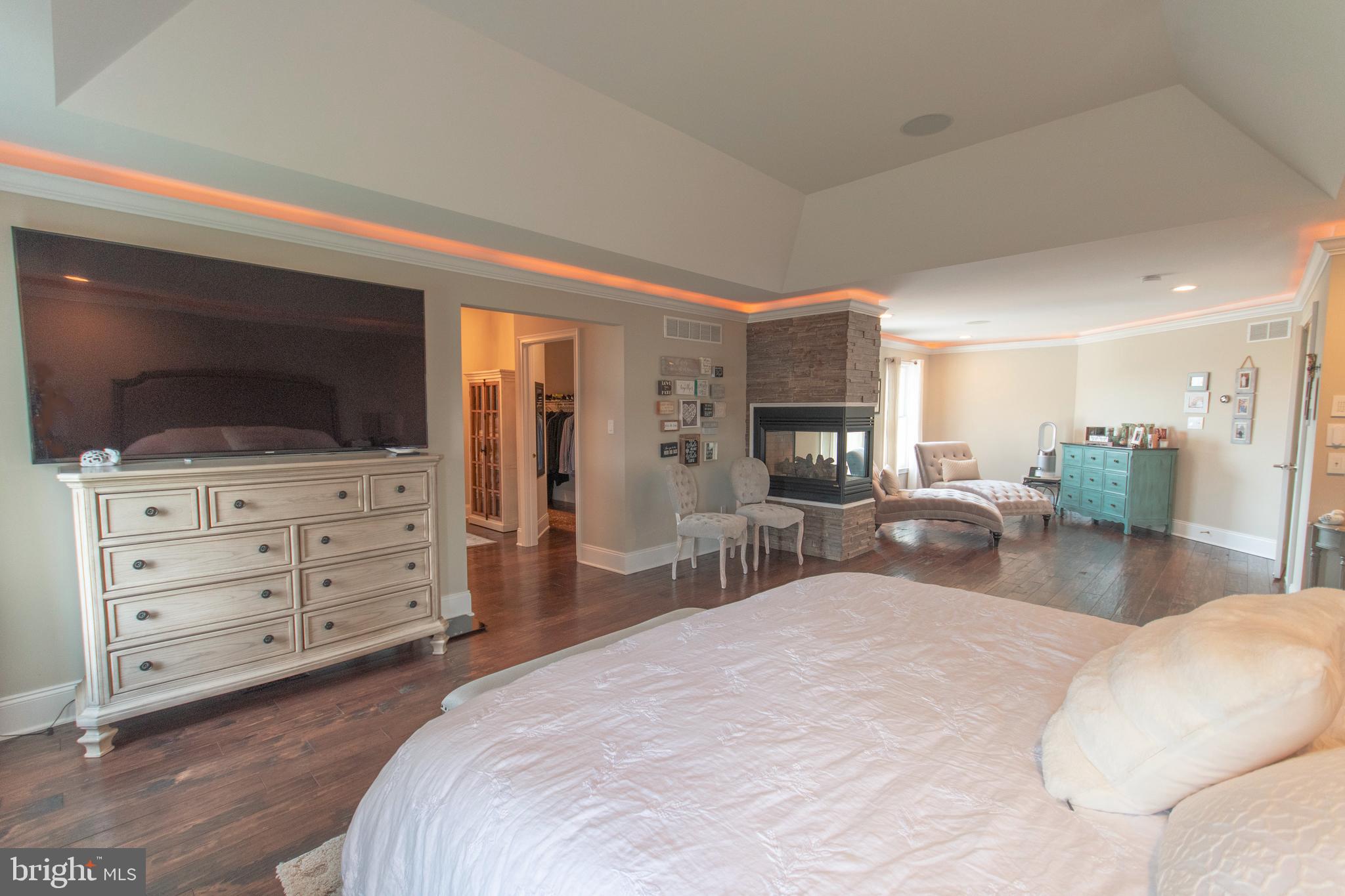 NORTHAMPTON HUNT - Residential