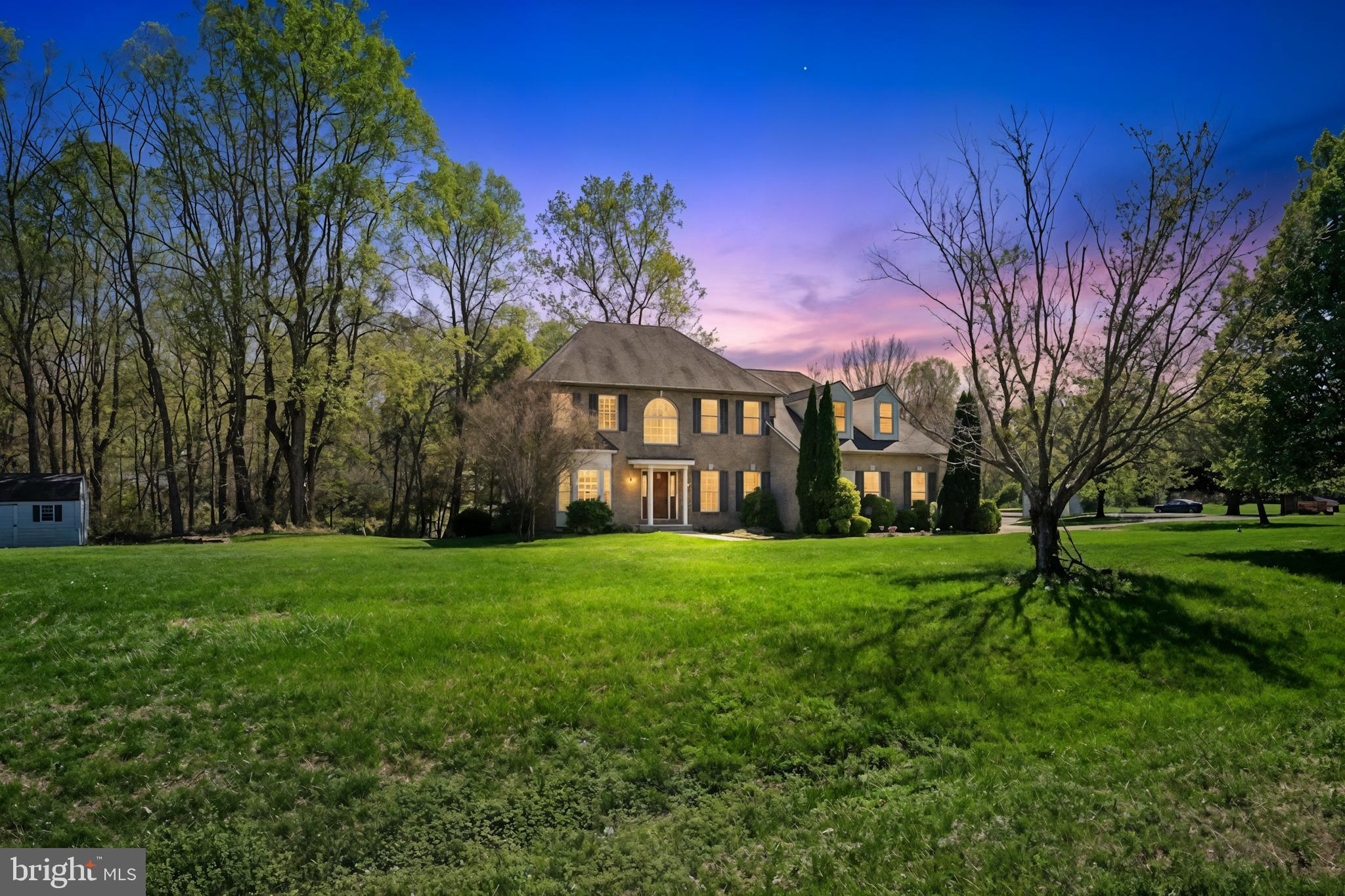 4900 WEBFOOT COURT