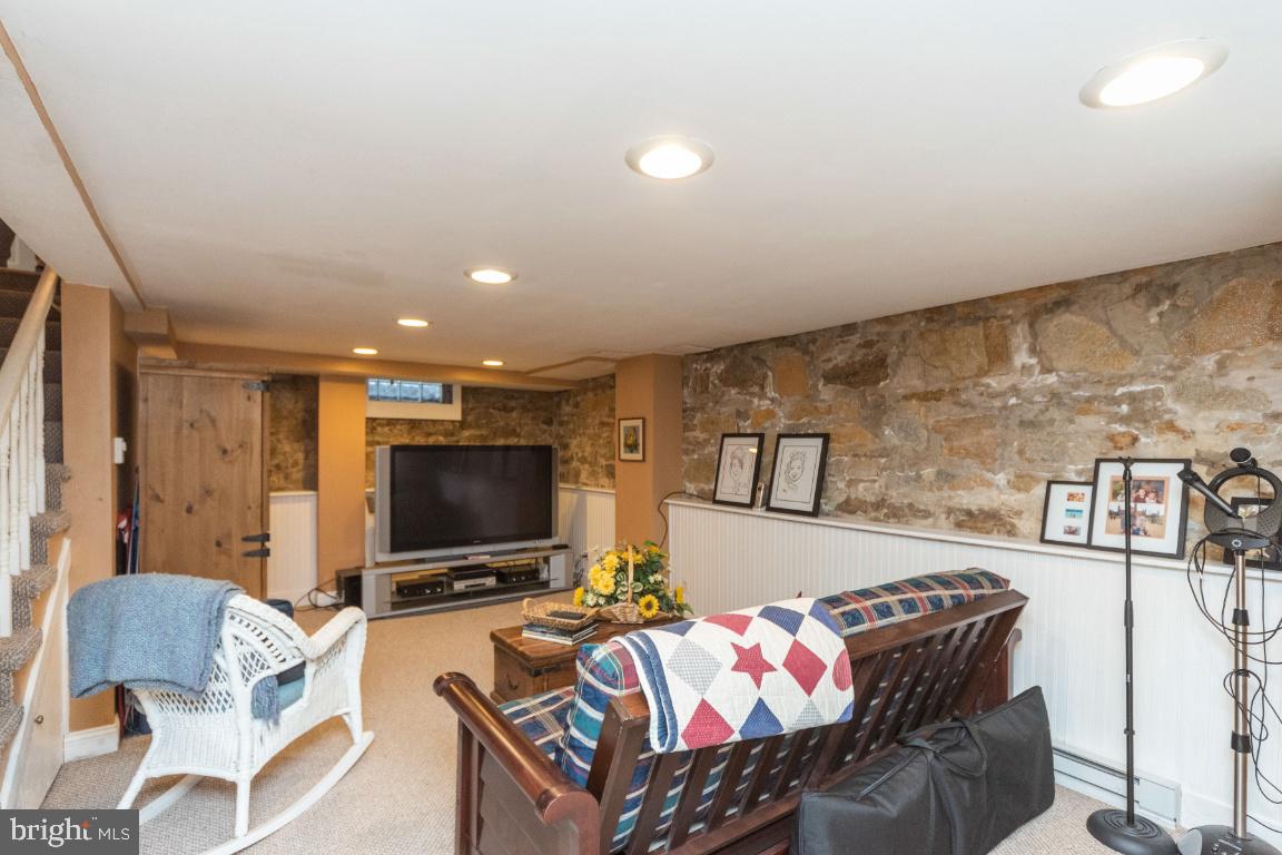 WEST TOWSON - Residential