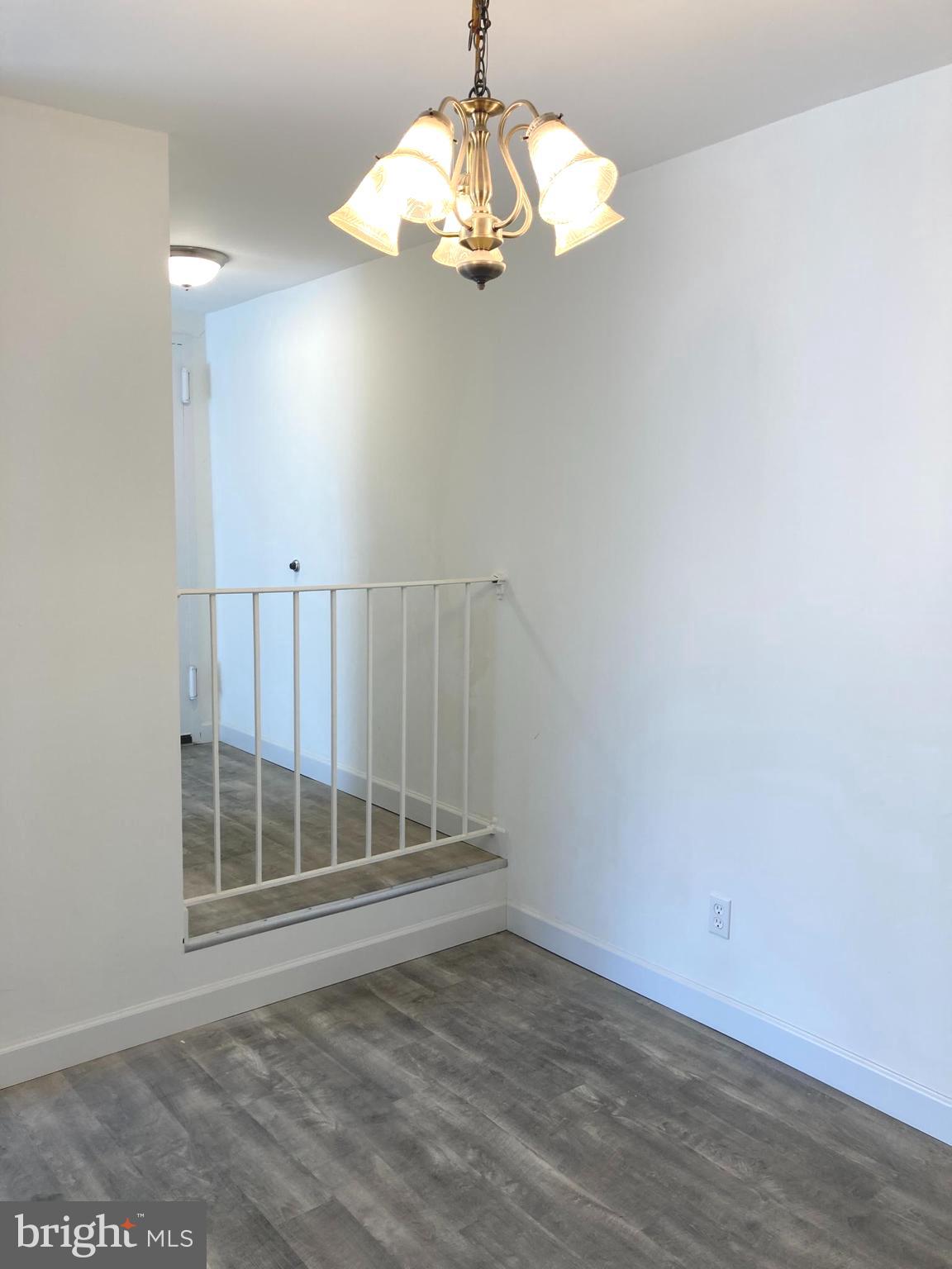 CHERRY GLEN - Residential