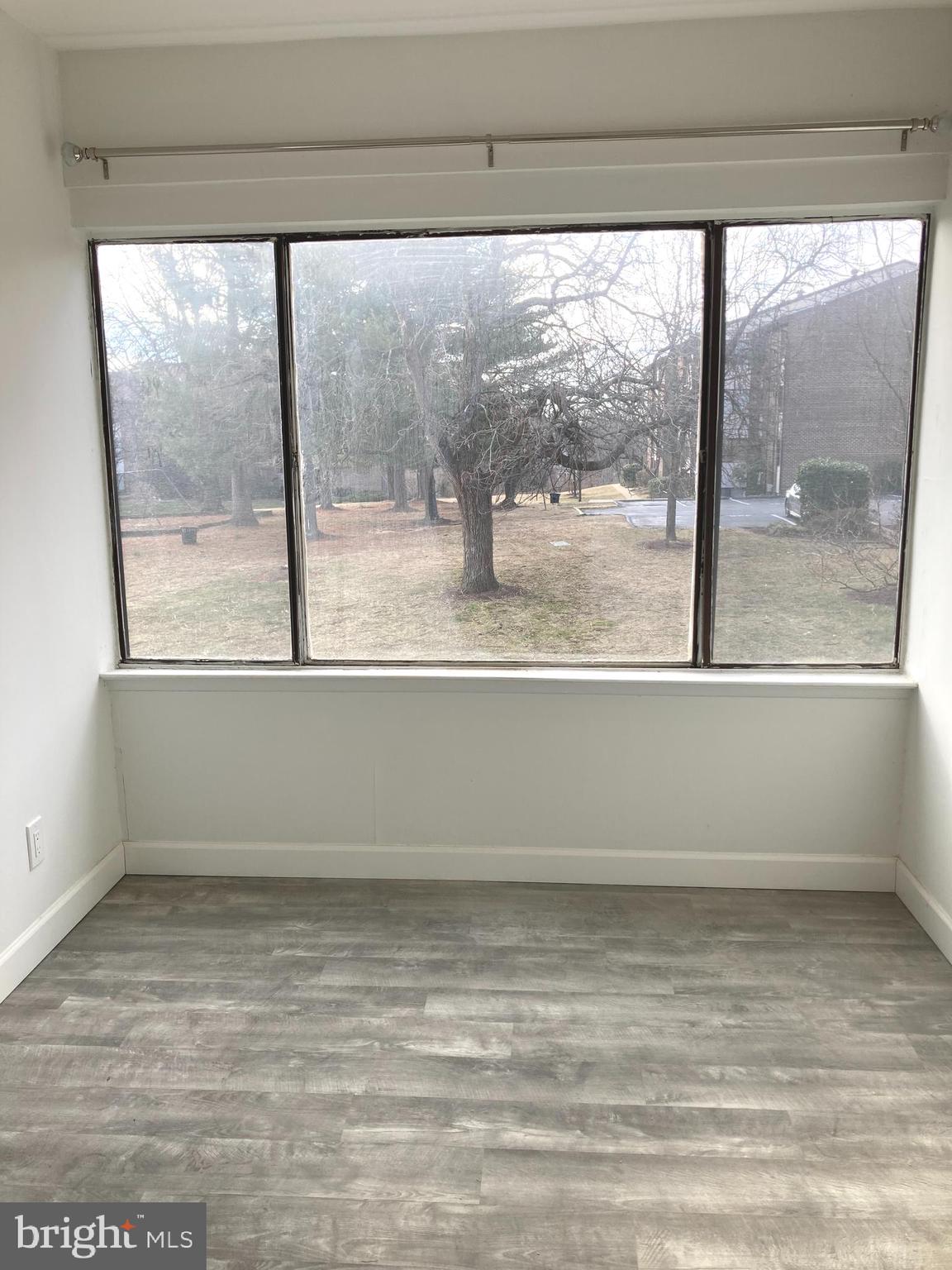 CHERRY GLEN - Residential