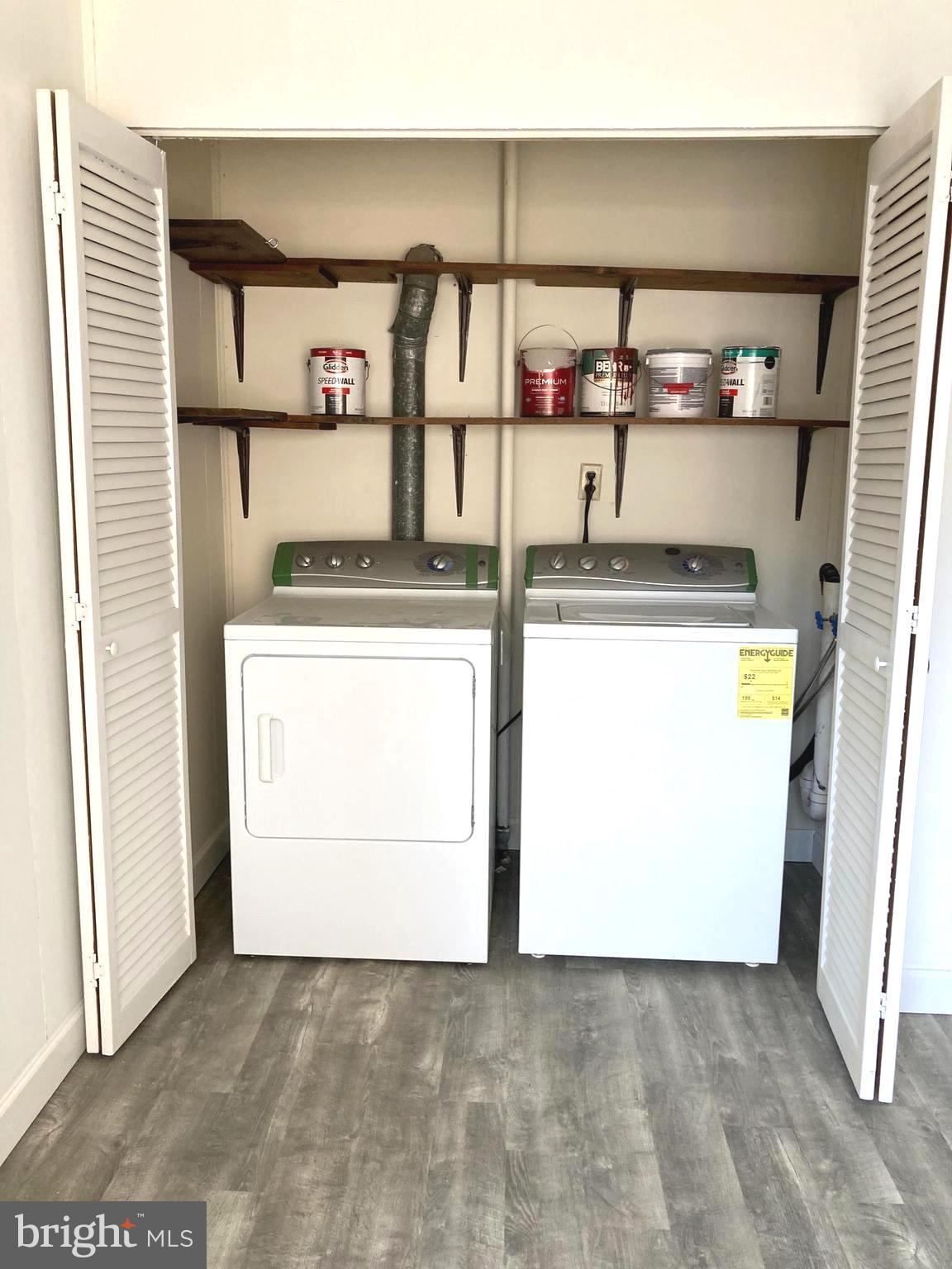 CHERRY GLEN - Residential