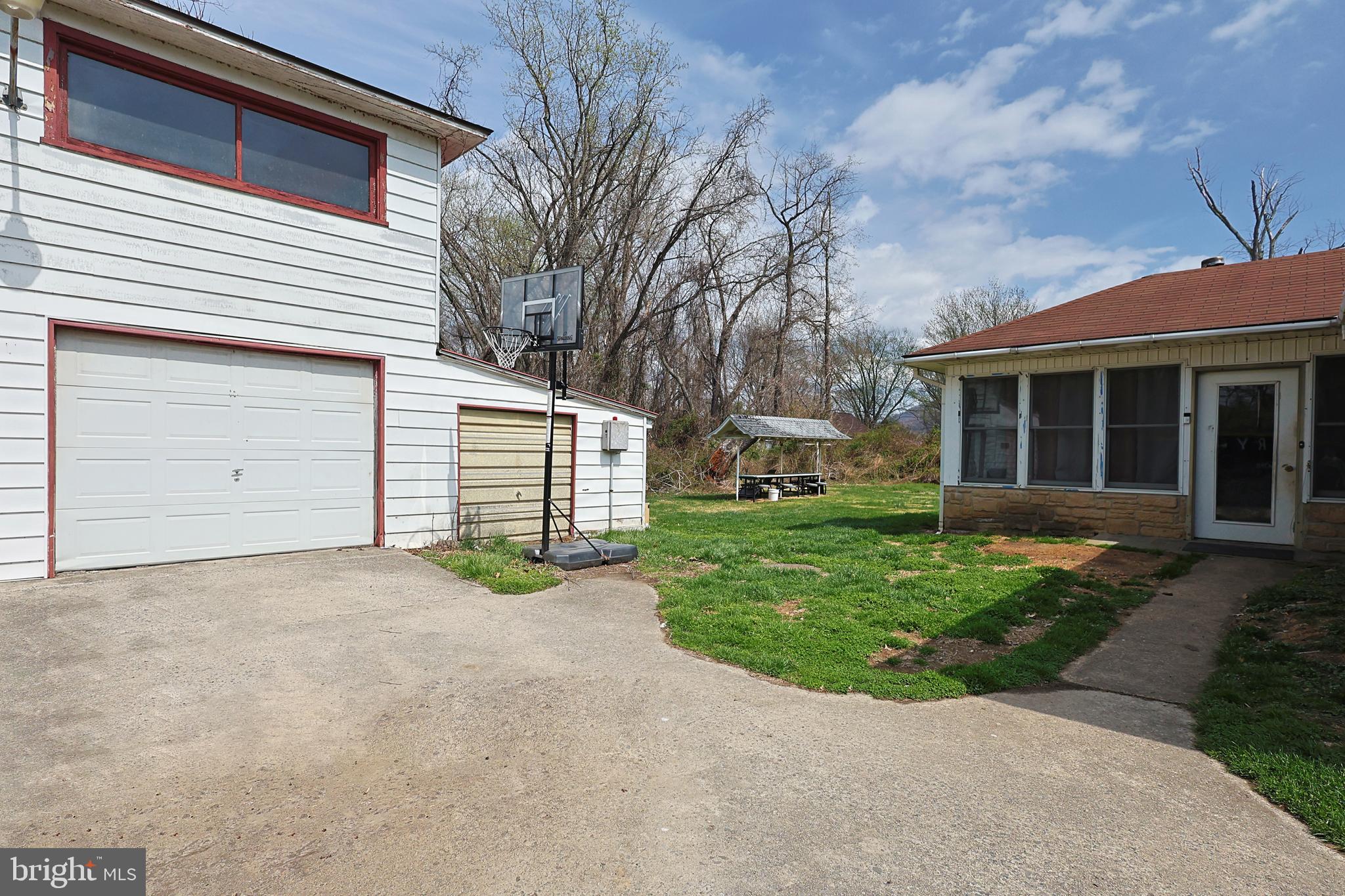 MEXICO FARMS - Residential