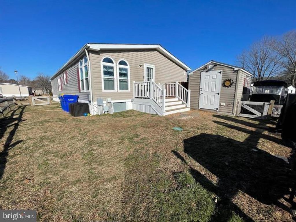 listing image 63