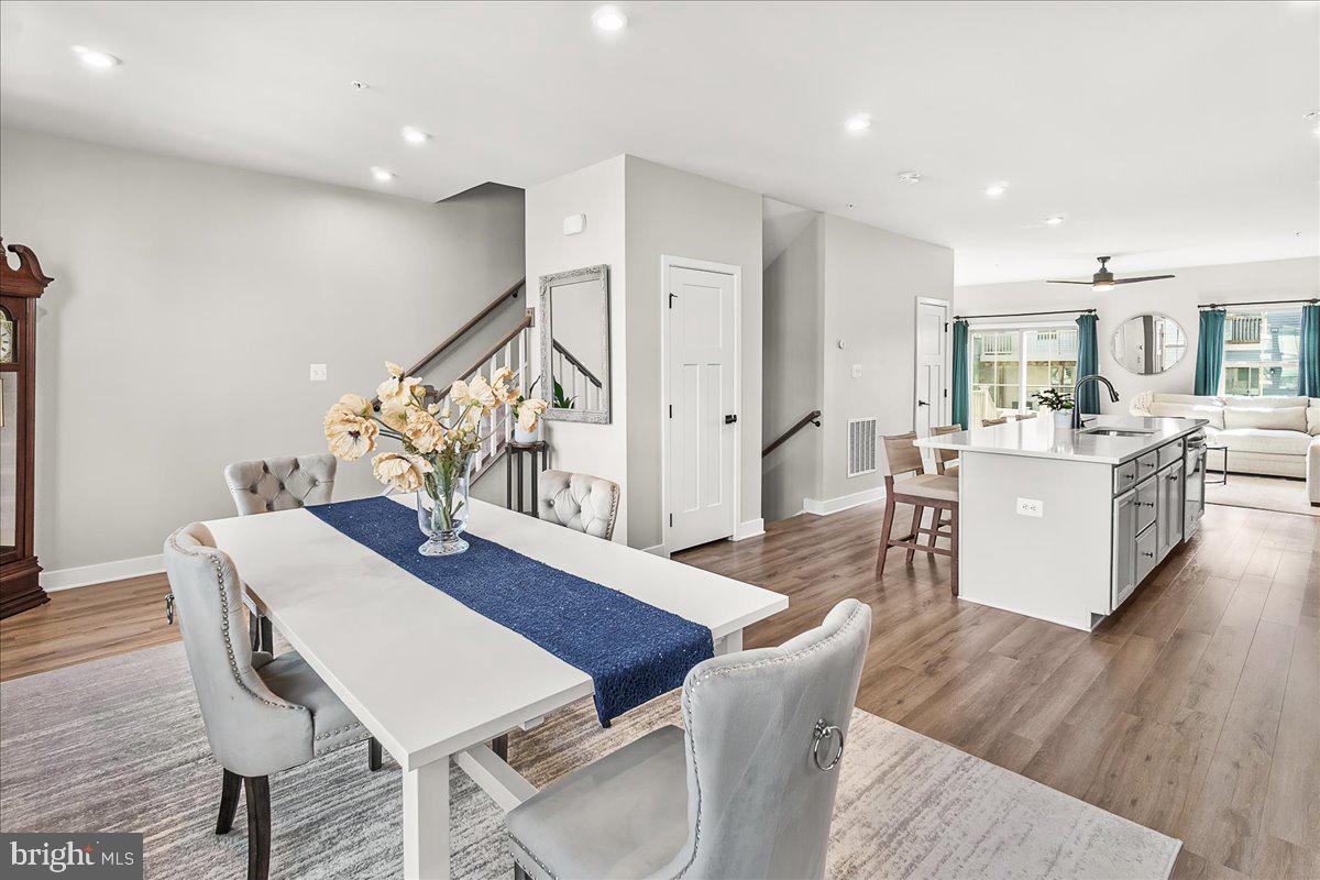 LAKE LINGANORE OAKDALE - Residential