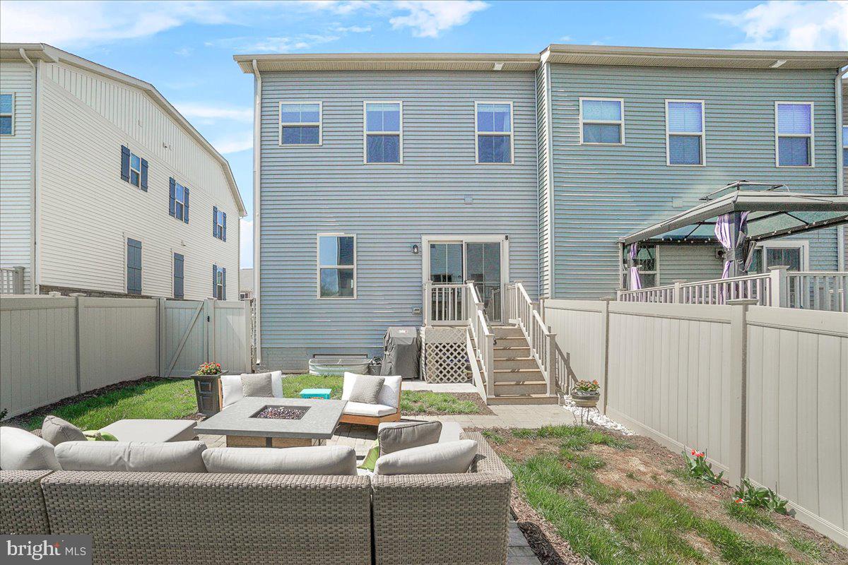 LAKE LINGANORE OAKDALE - Residential