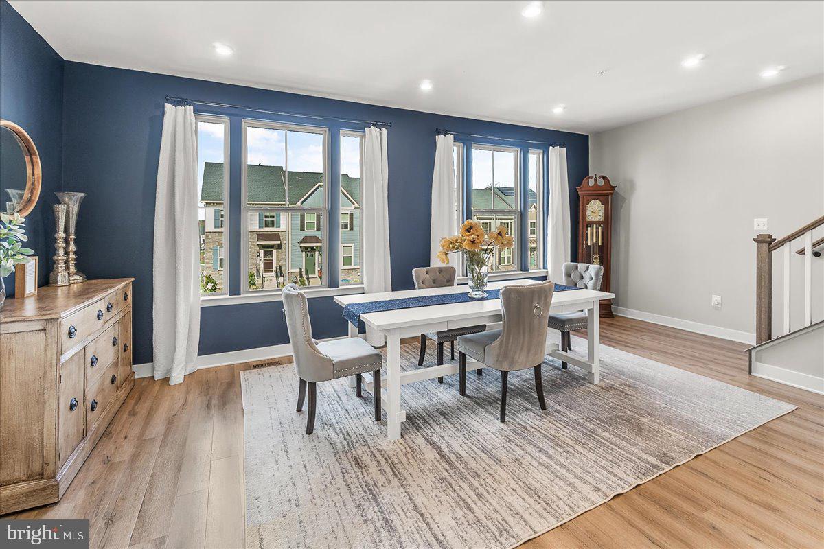 LAKE LINGANORE OAKDALE - Residential