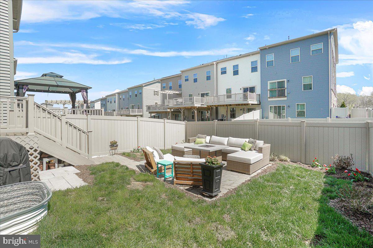 LAKE LINGANORE OAKDALE - Residential