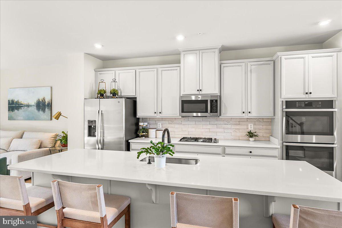 LAKE LINGANORE OAKDALE - Residential