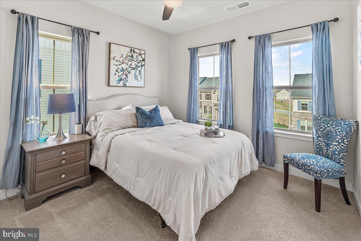 LAKE LINGANORE OAKDALE - Residential