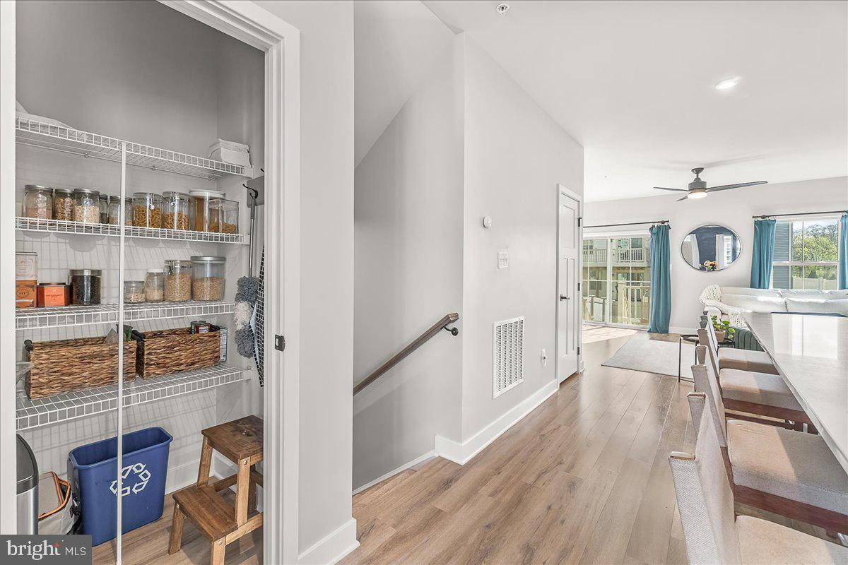 LAKE LINGANORE OAKDALE - Residential