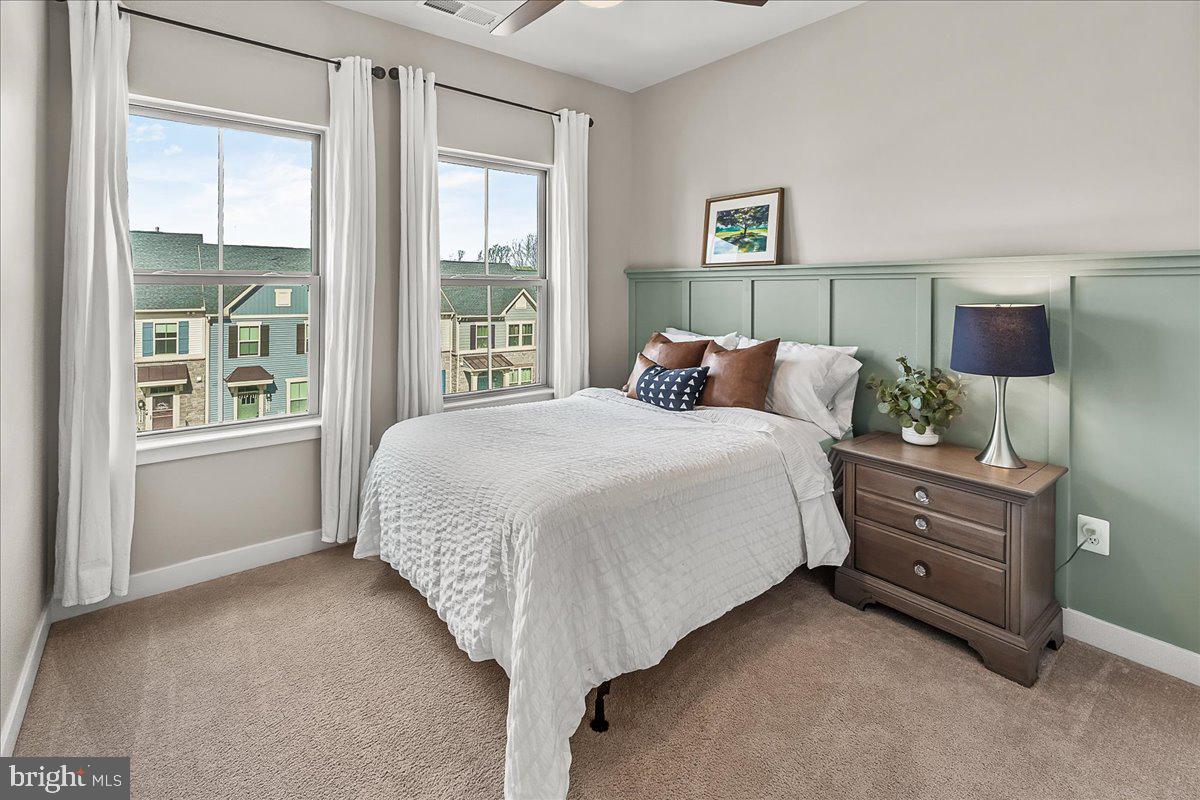 LAKE LINGANORE OAKDALE - Residential