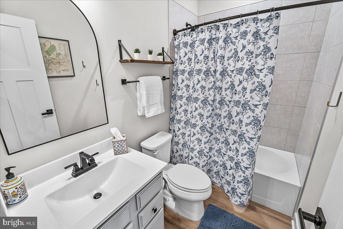 LAKE LINGANORE OAKDALE - Residential