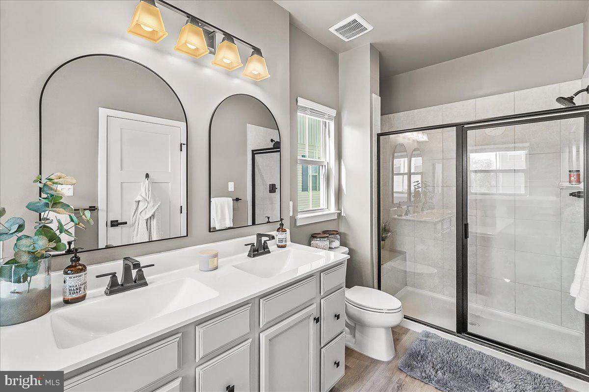 LAKE LINGANORE OAKDALE - Residential