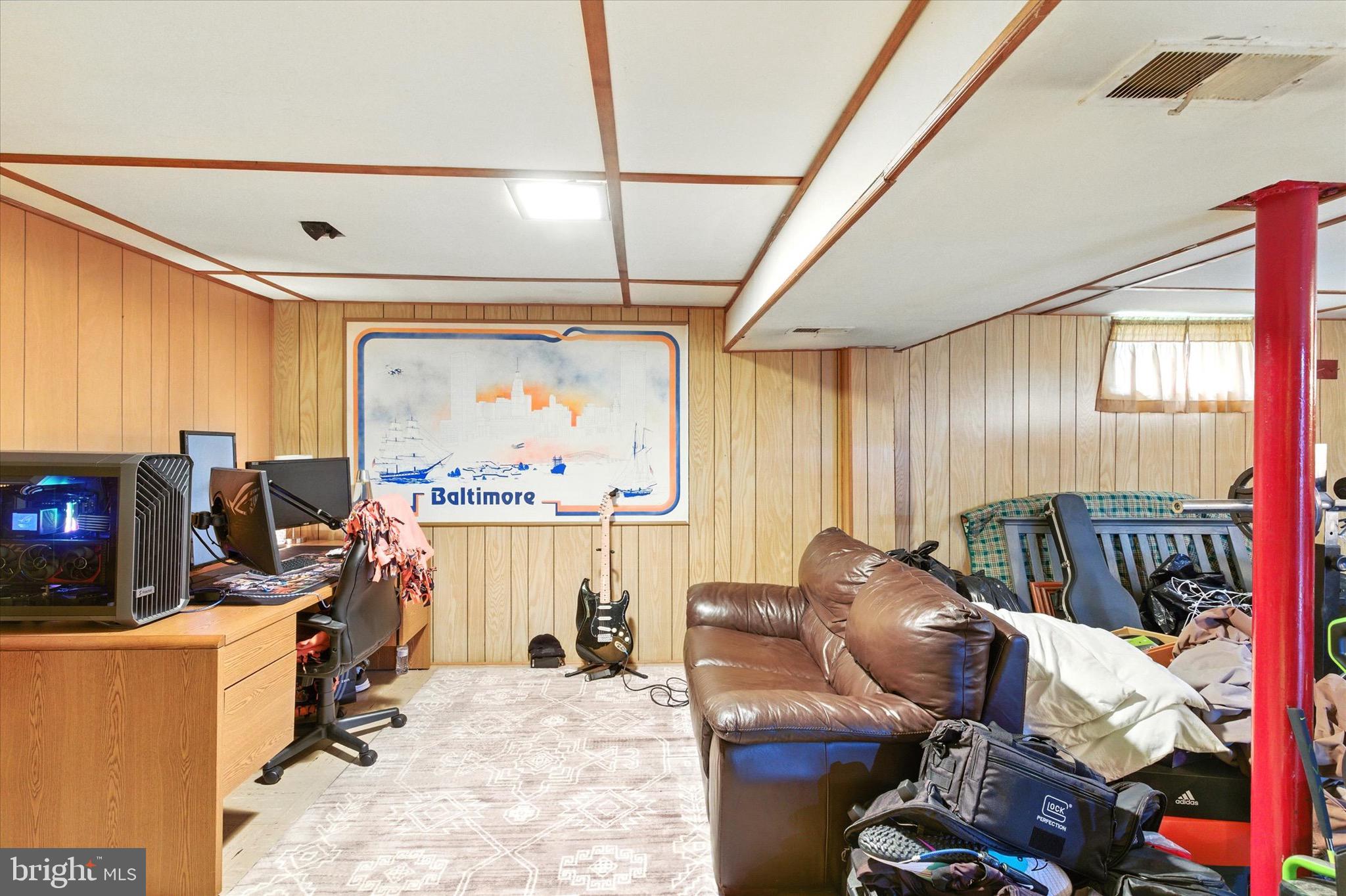 PERRY HALL - Residential