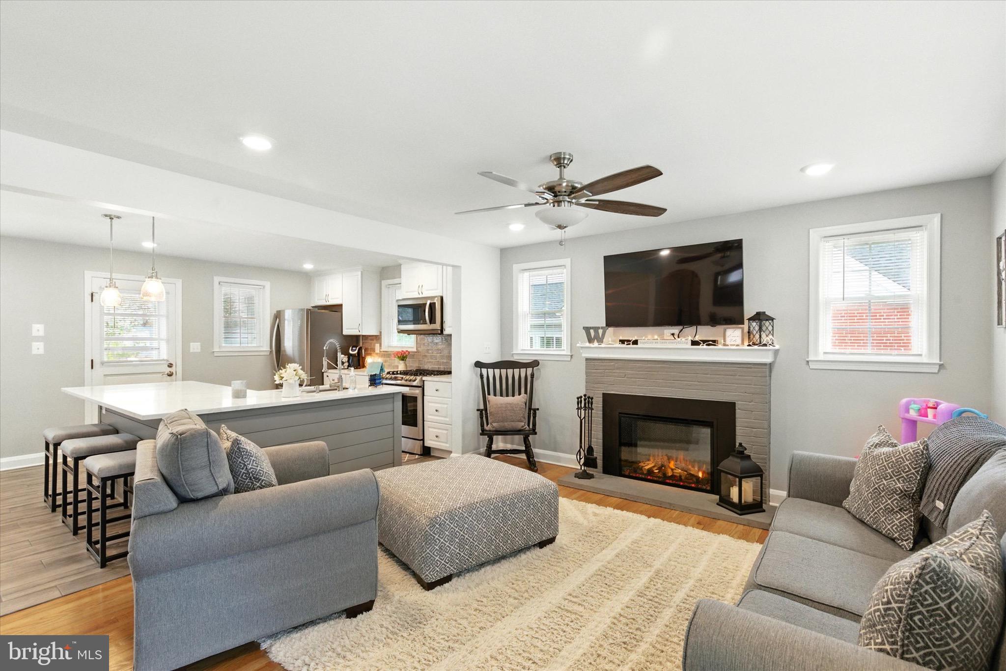 PERRY HALL - Residential