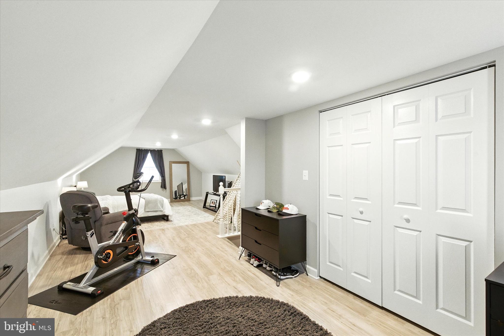 PERRY HALL - Residential