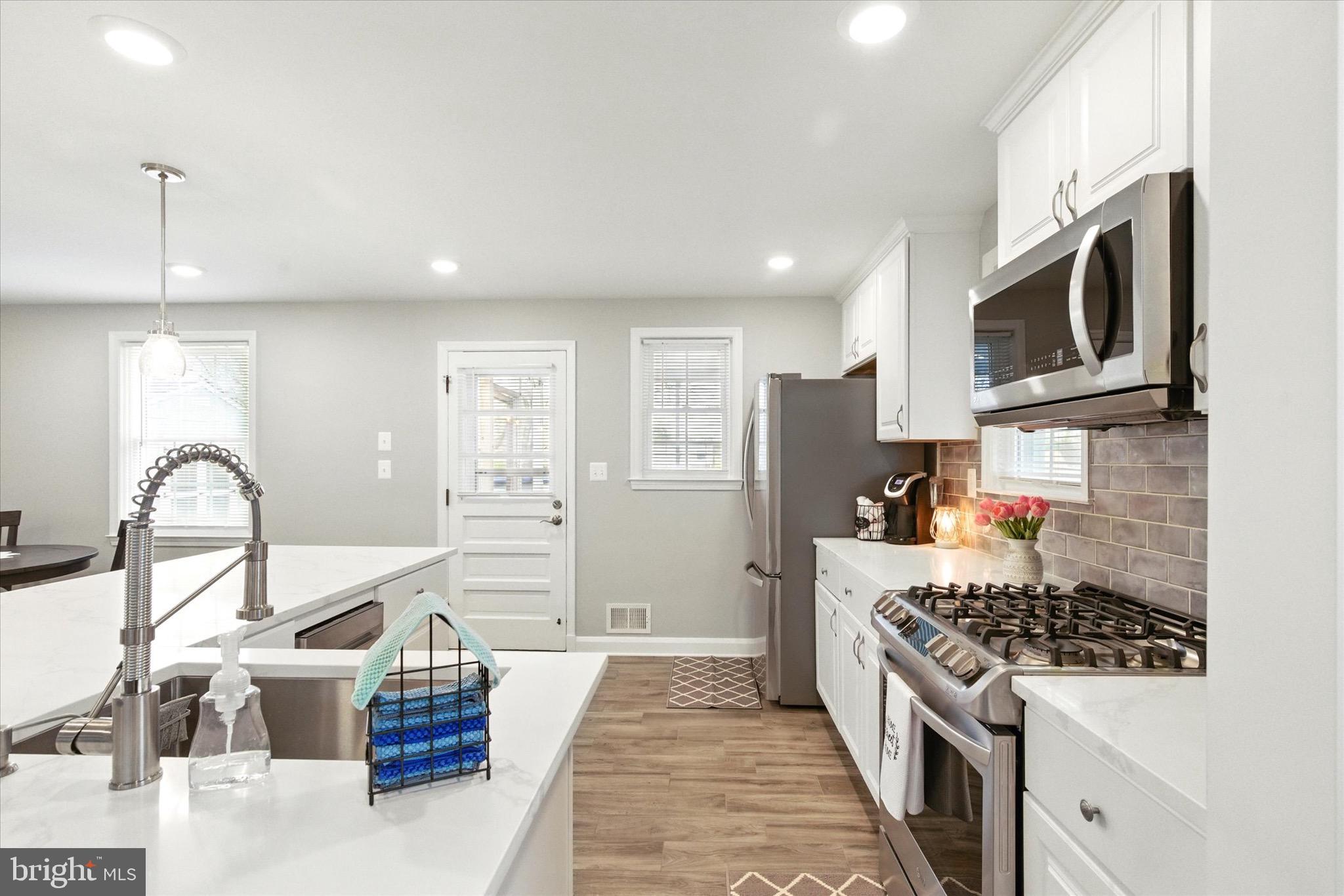 PERRY HALL - Residential