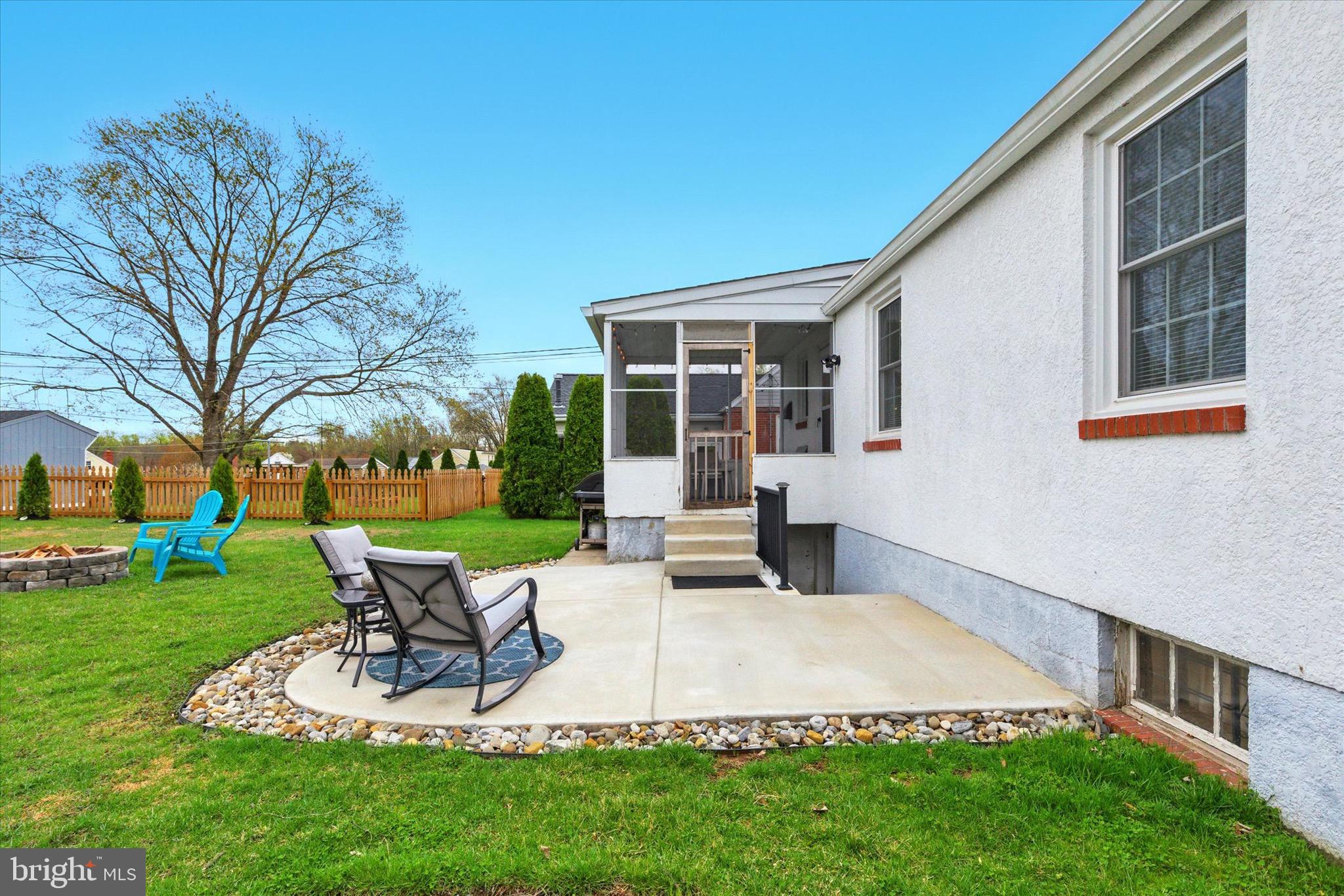 PERRY HALL - Residential